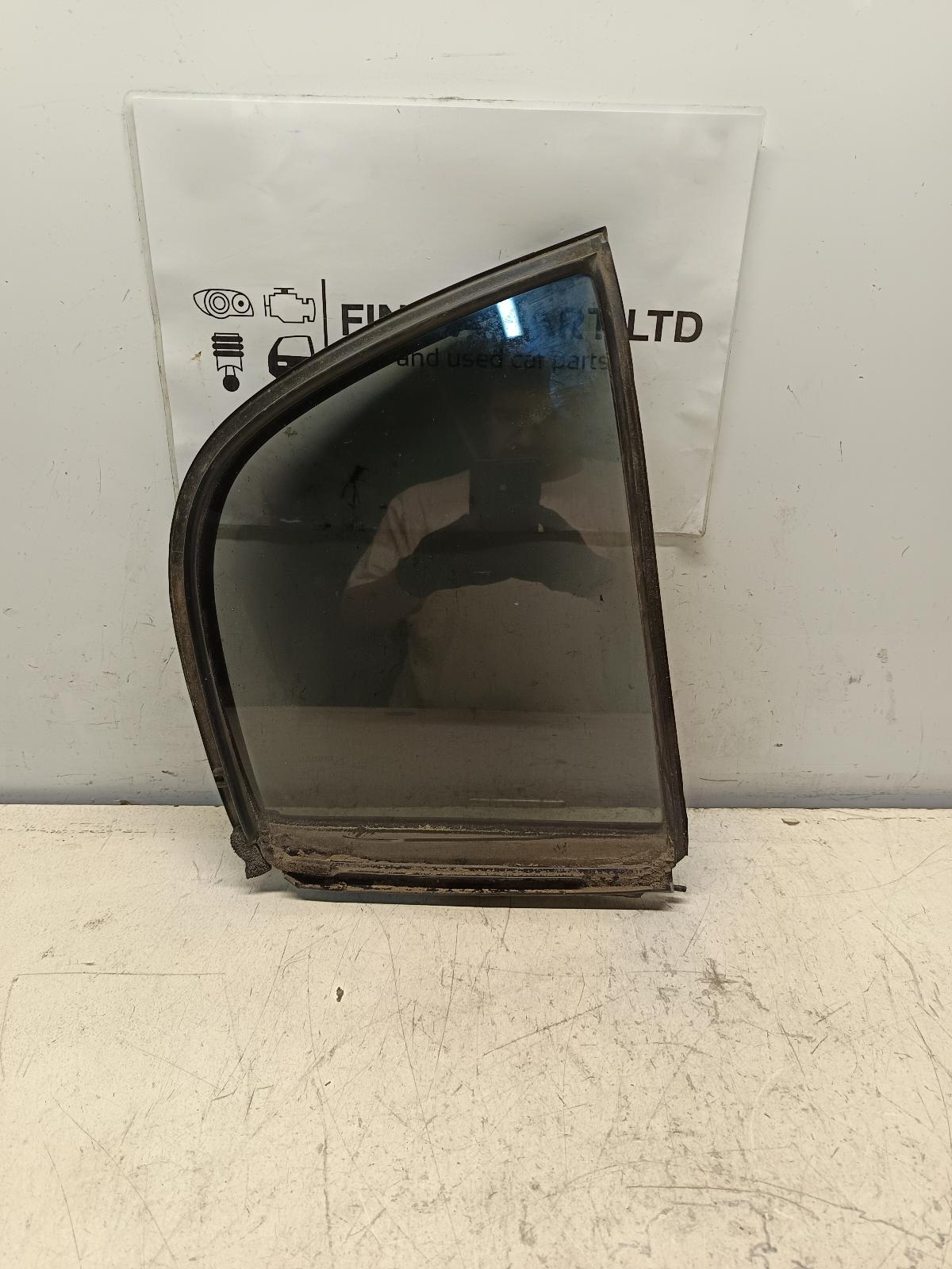 View Auto part Right Rear 1/4 Door Glass NISSAN SKYLINE 2001