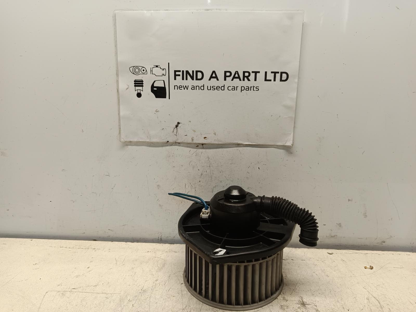 View Auto part Heater Fan Motor NISSAN PATHFINDER 1996