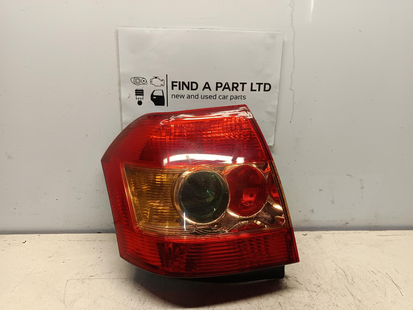 View Auto part Right Taillight TOYOTA COROLLA 2004