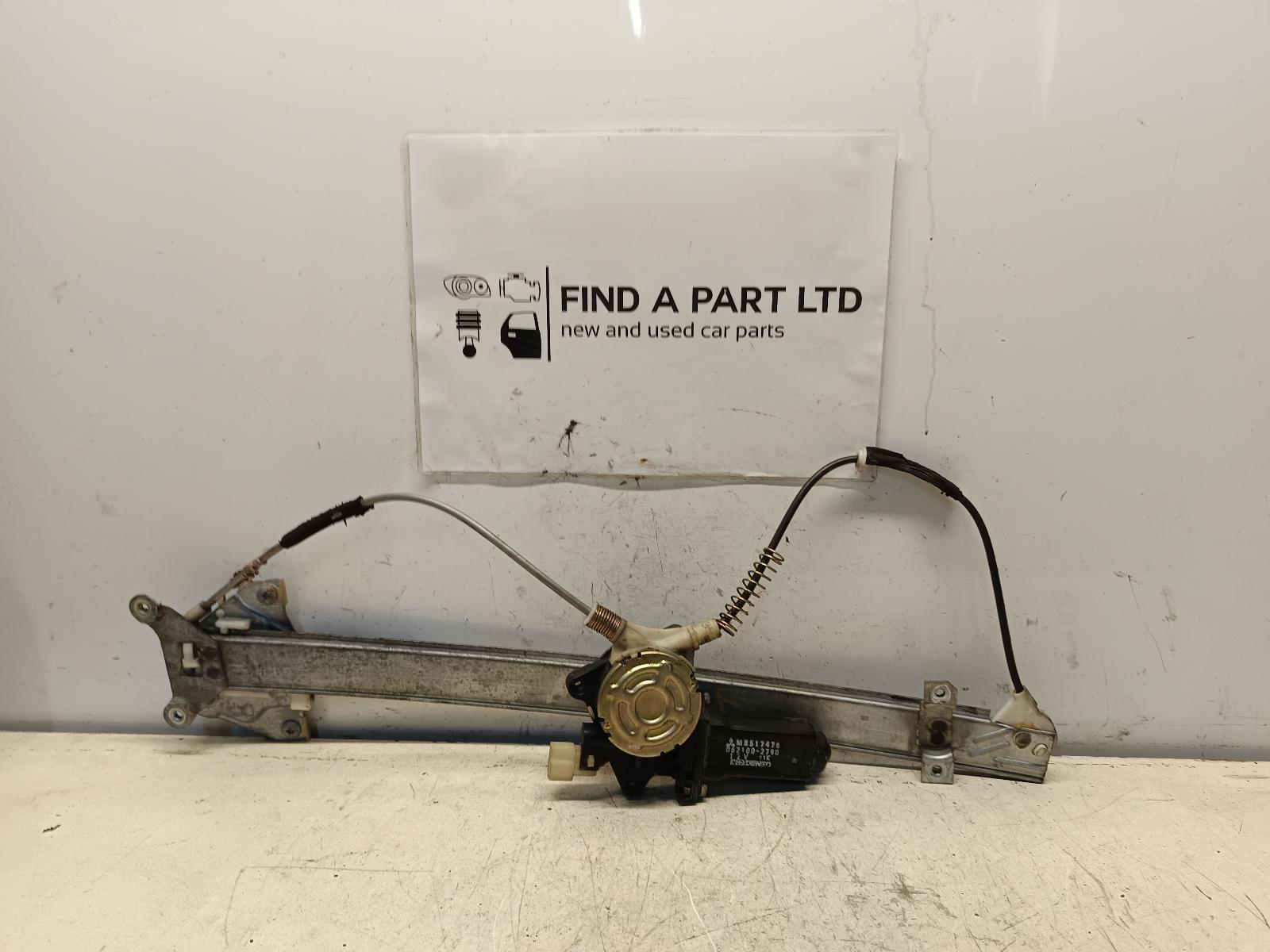 View Auto part Right Front Window Reg/Motor MITSUBISHI PAJERO 1991