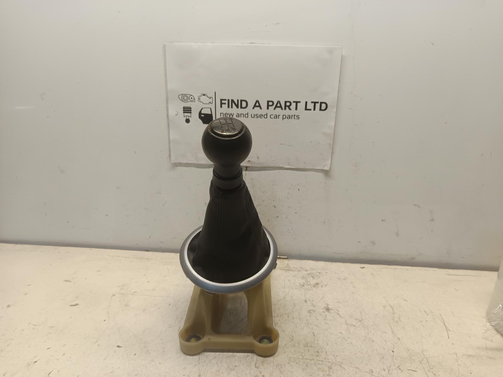 View Auto part Gear Stick/Shifter SUZUKI SWIFT 2005