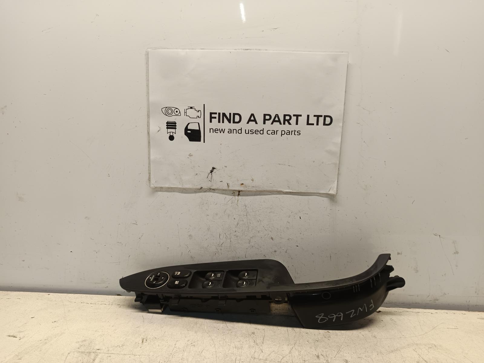 View Auto part Pwr Dr Wind Switch HYUNDAI I30 2011