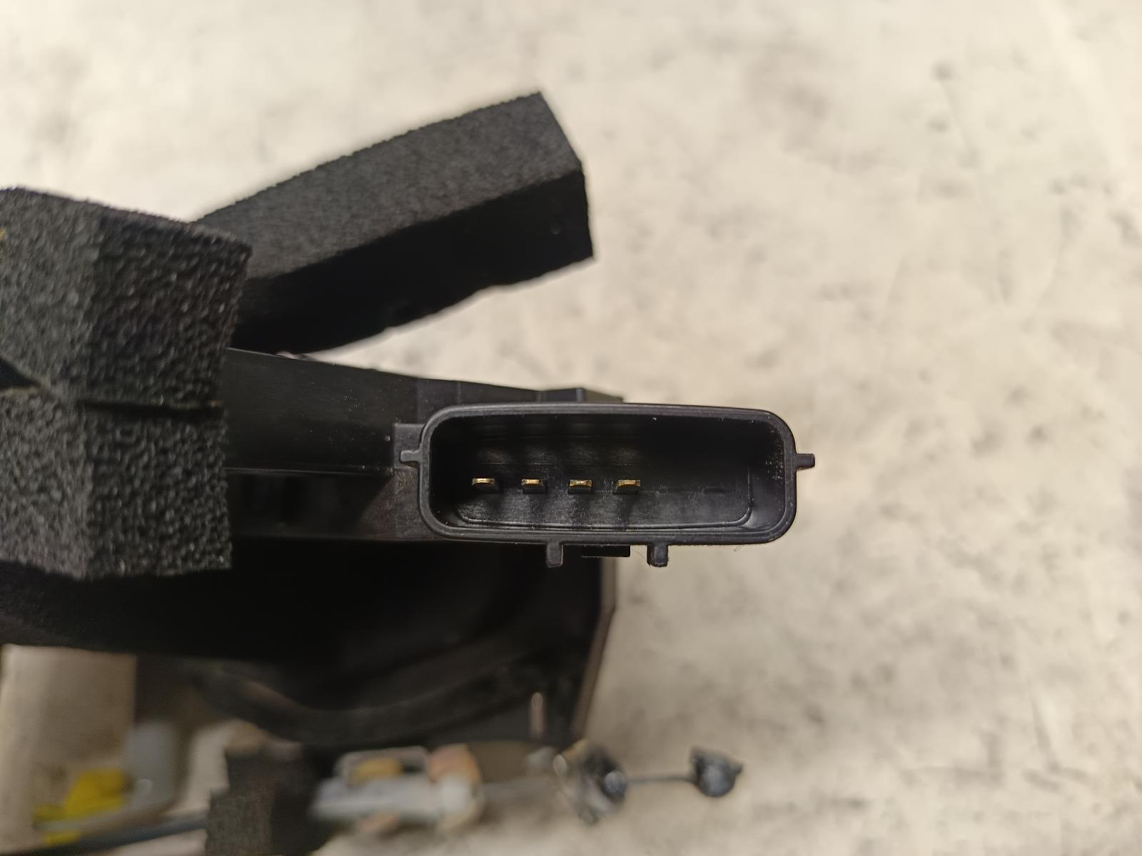 2010 NISSAN JUKE Door/Boot/Gate Lock Contact us for Photo