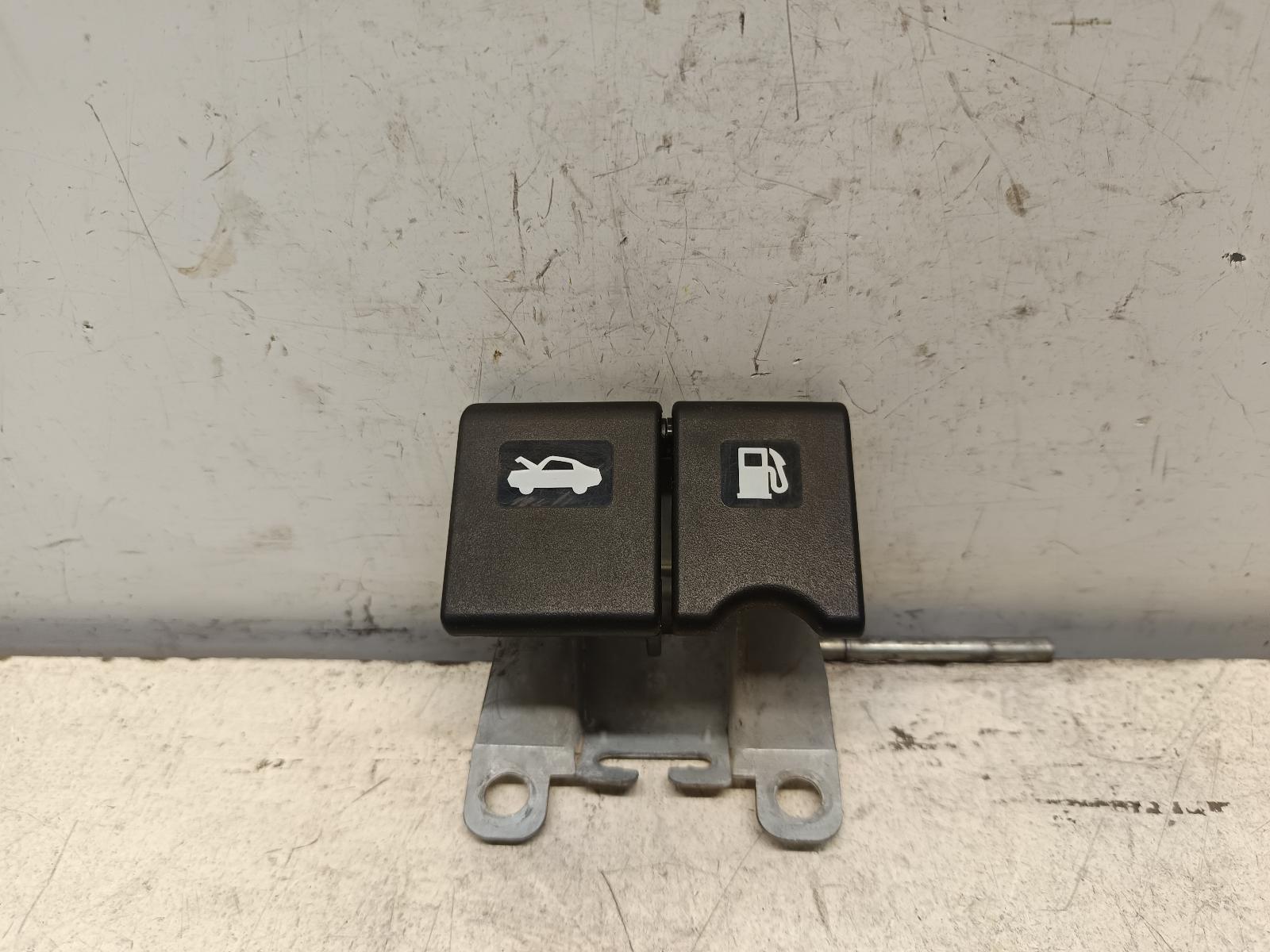 View Auto part Bonnet Release NISSAN JUKE 2010