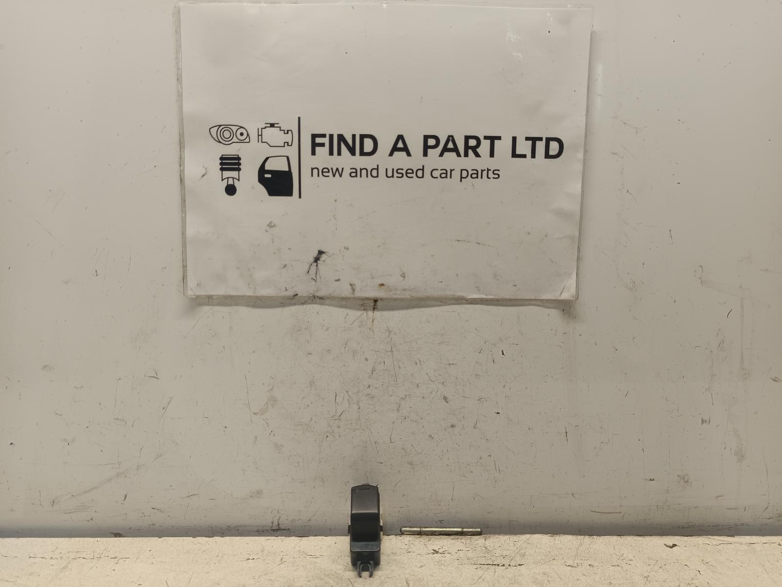 View Auto part Pwr Dr Wind Switch NISSAN MICRA 2006