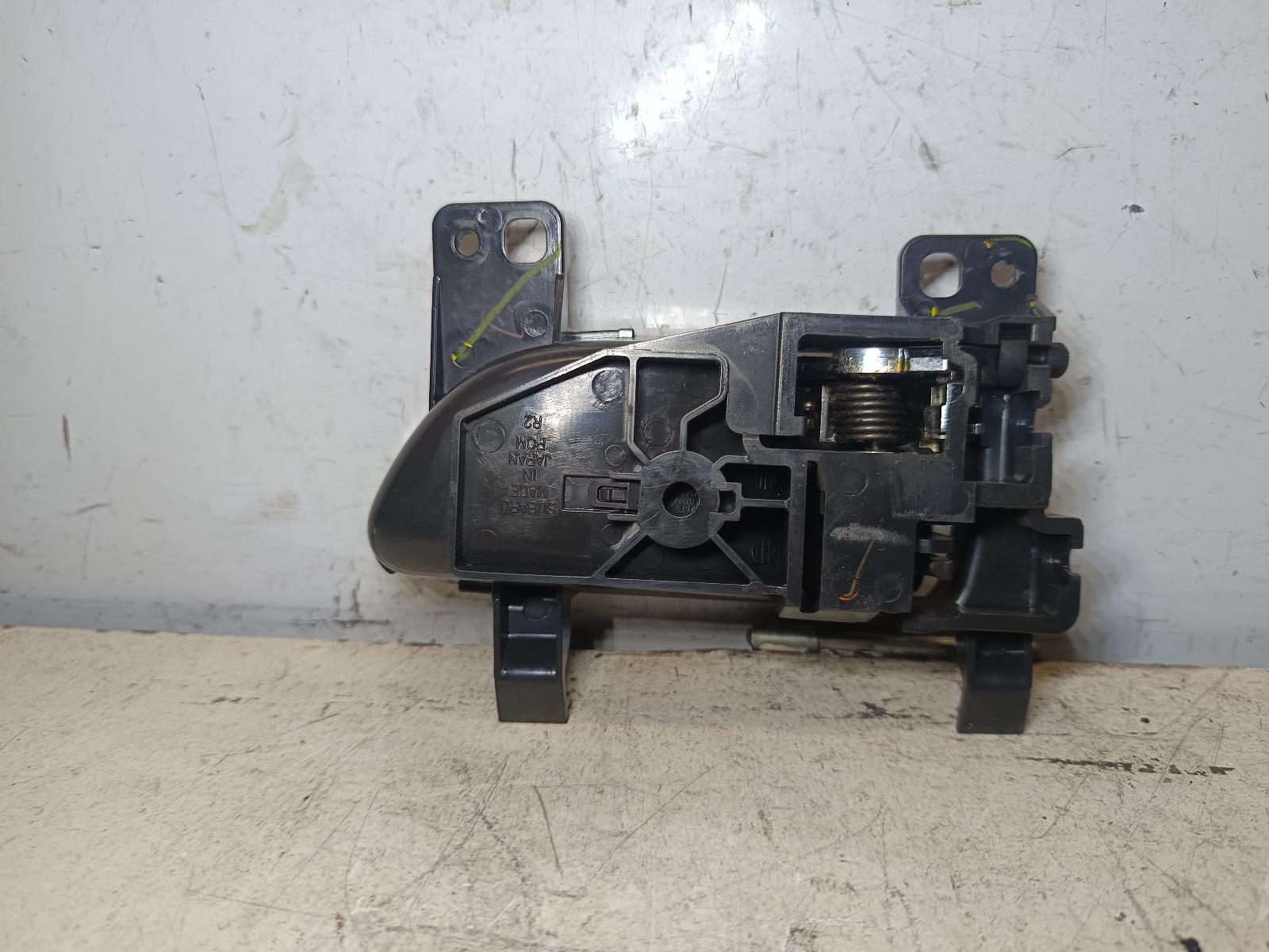 2009 SUBARU LIBERTY Door Handle Contact us for Photo