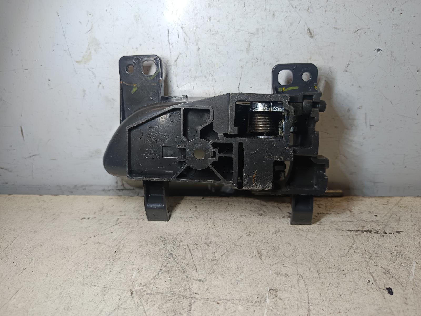 2009 SUBARU LIBERTY Door Handle Contact us for Photo