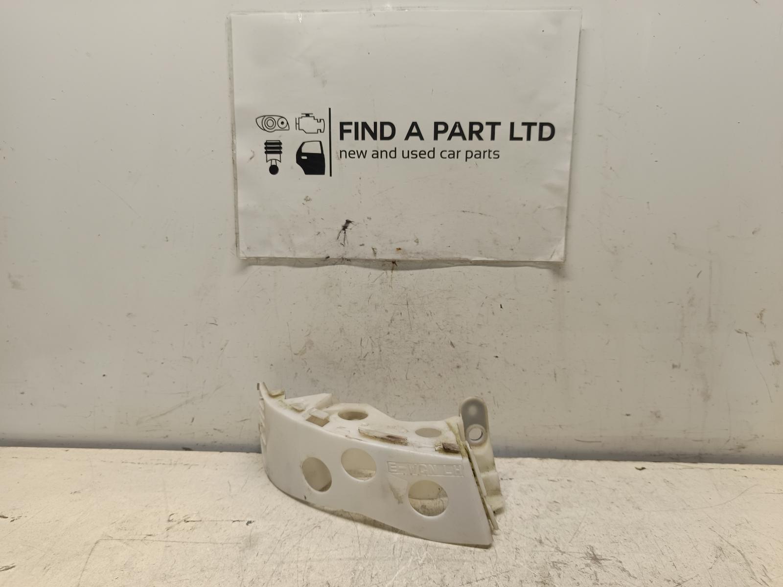 View Auto part R/Bar Bracket/Reinfo SUBARU LIBERTY 2012