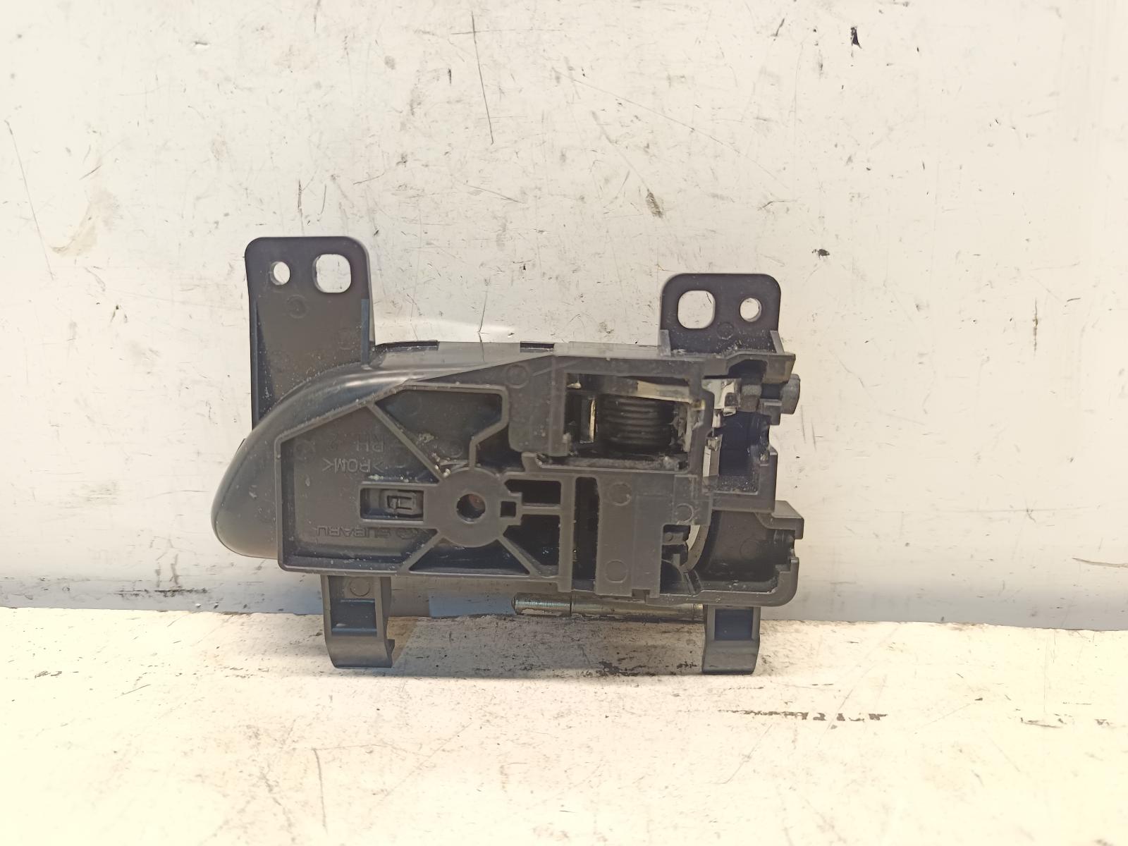 2010 SUBARU LIBERTY Door Handle Contact us for Photo