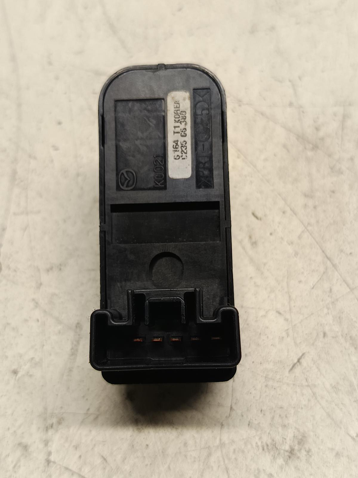 2007 MAZDA MPV Pwr Dr Wind Switch Contact us for Photo
