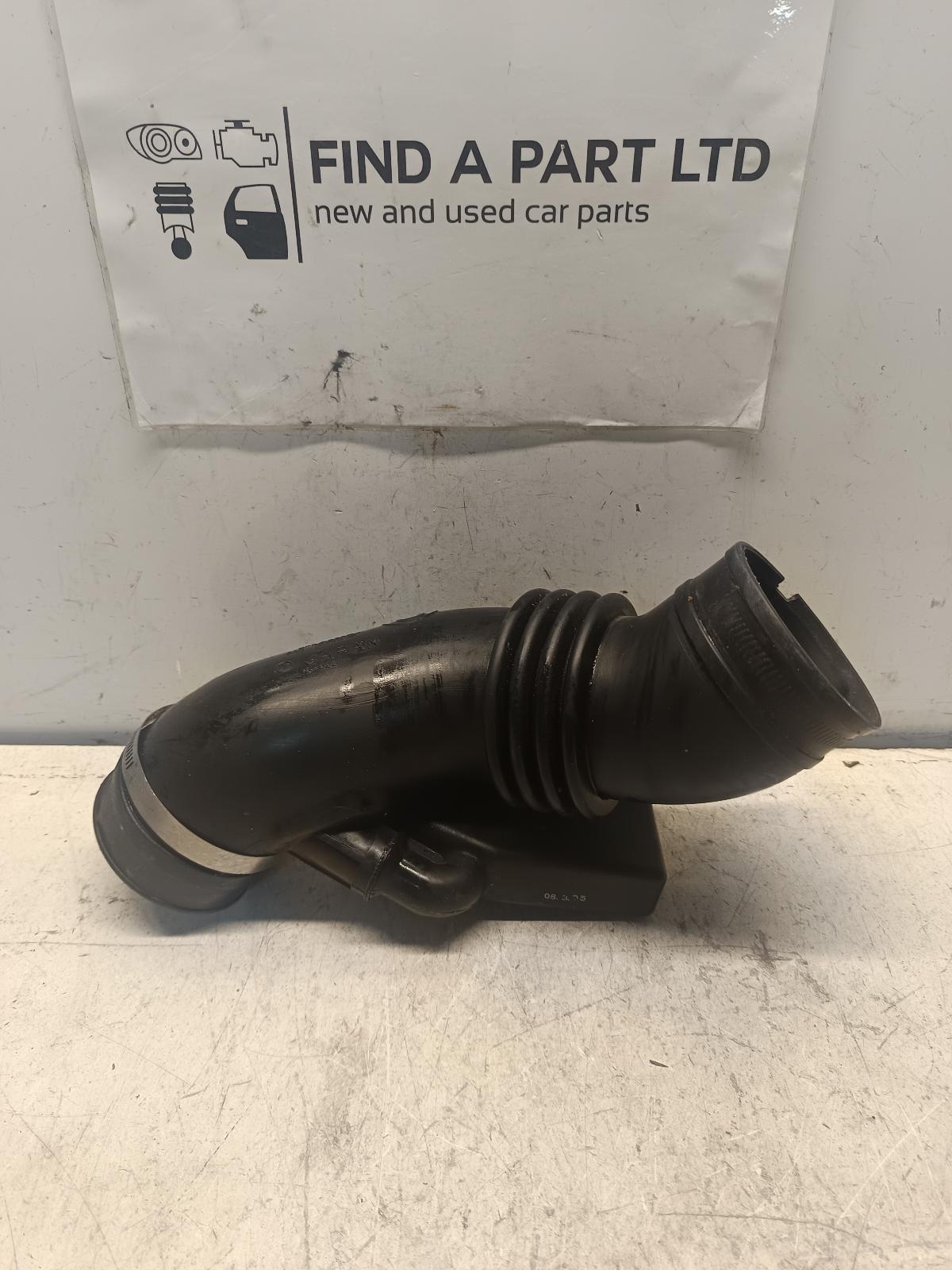 View Auto part Air Cleaner Duct/Hos SUBARU LIBERTY 2008