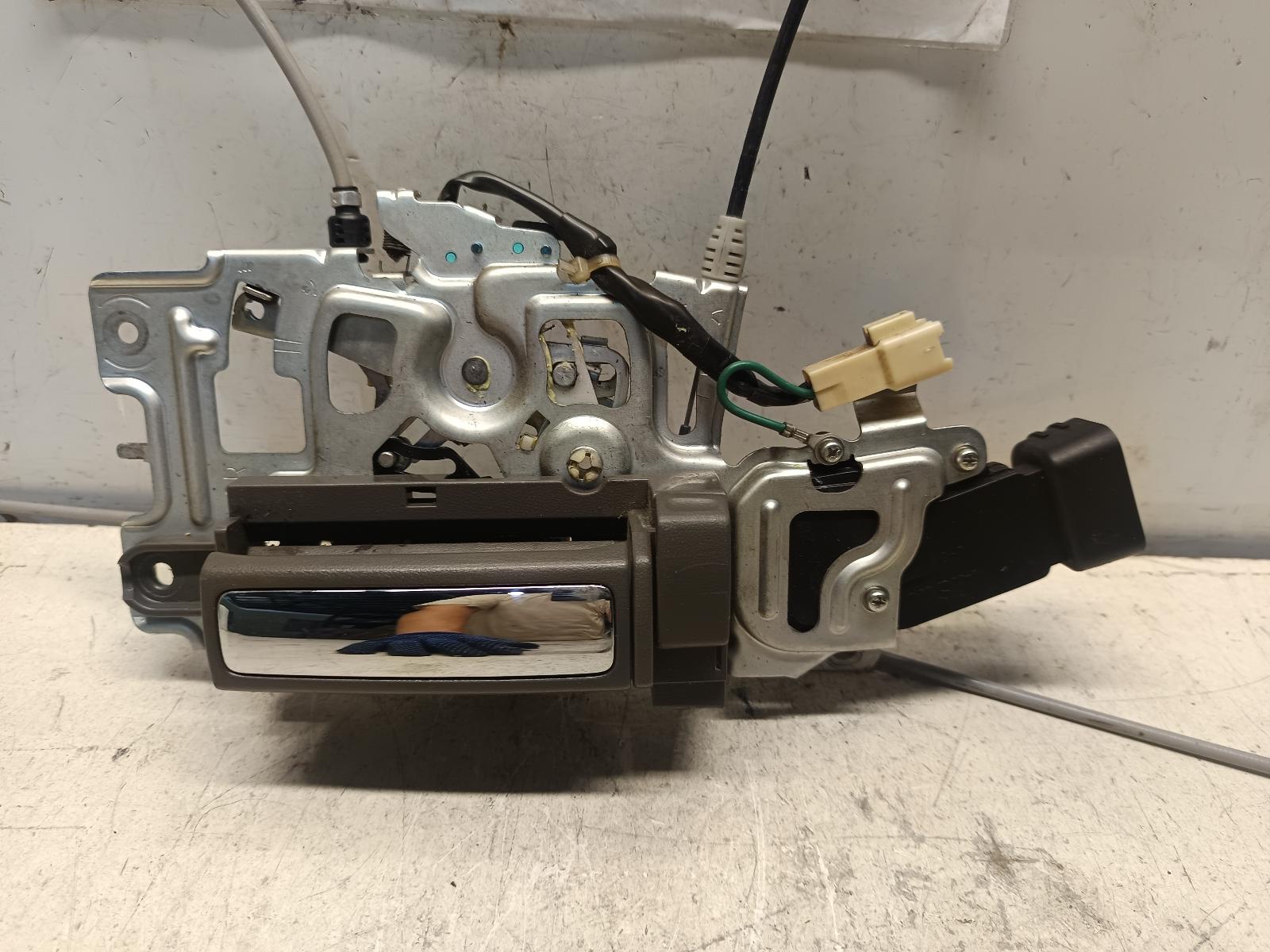 2007 TOYOTA ESTIMA Door Handle Contact us for Photo