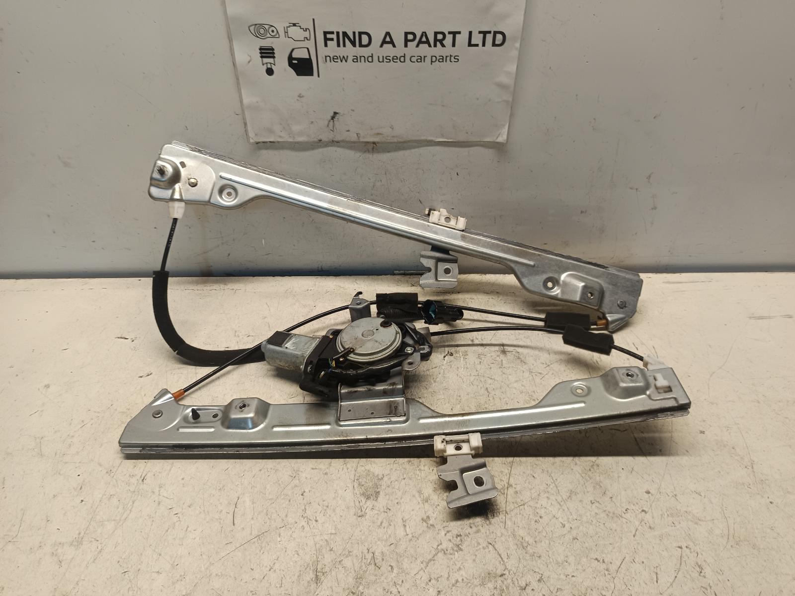 View Auto part Right Front Window Reg/Motor NISSAN PRESAGE (NZ ONLY) 2004