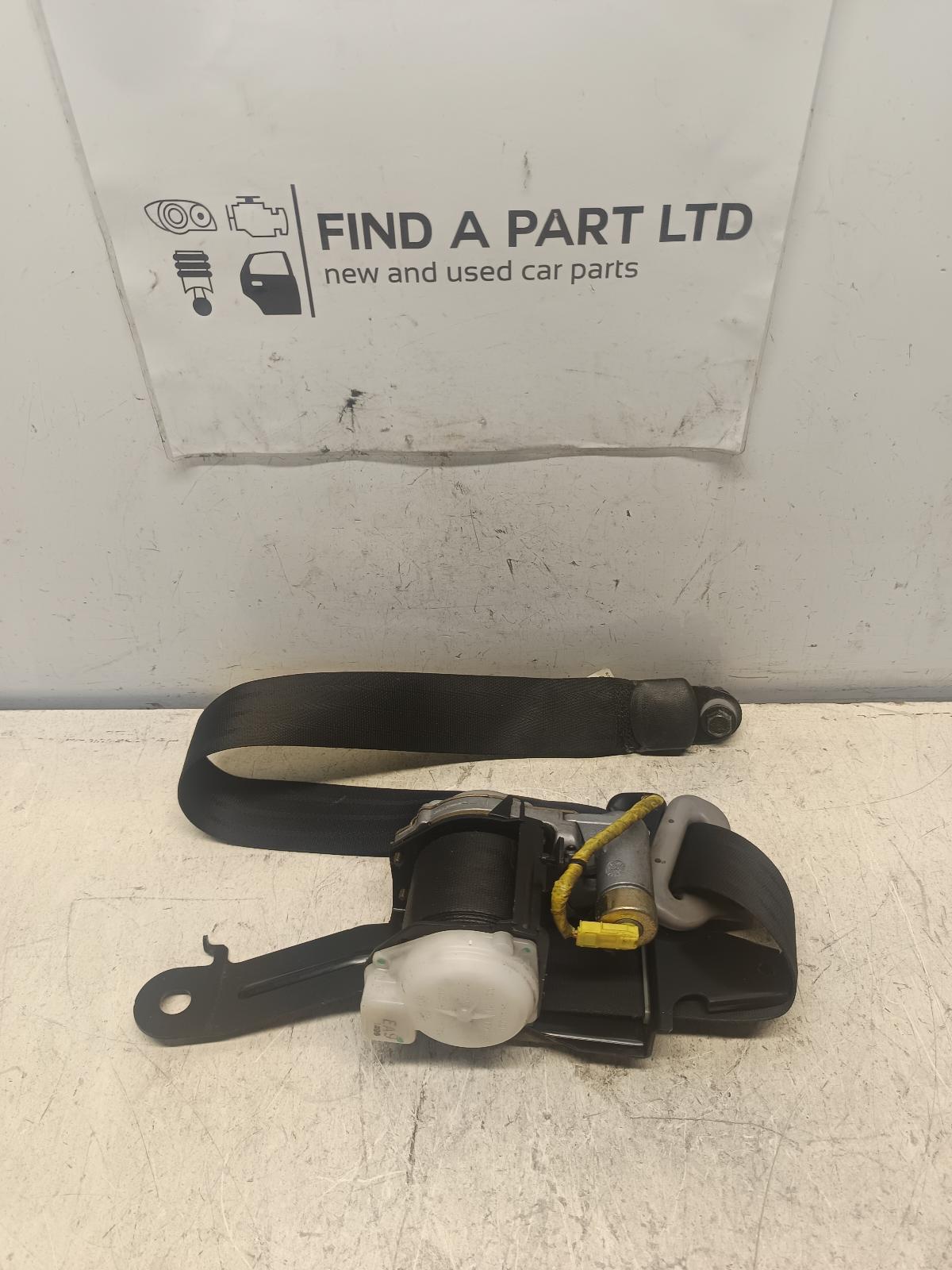 View Auto part Seatbelt/Stalk NISSAN PRIMERA 2004