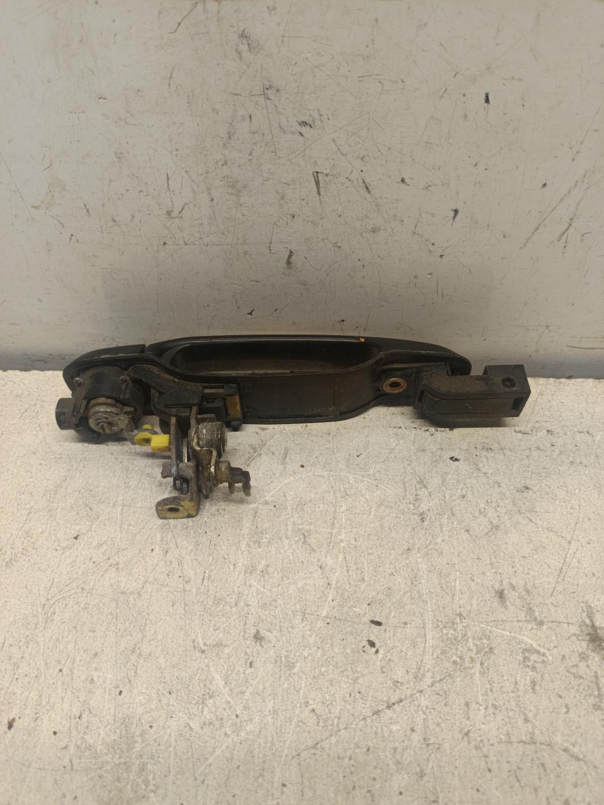 1996 TOYOTA ESTIMA Door Handle Contact us for Photo
