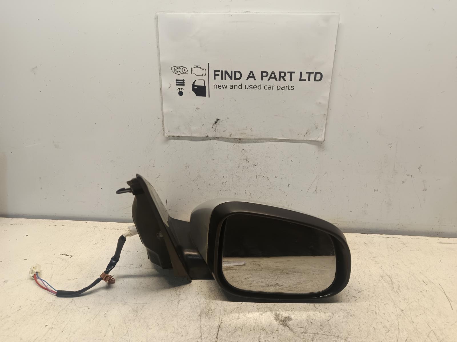 View Auto part Right Door Mirror FORD FALCON 2009