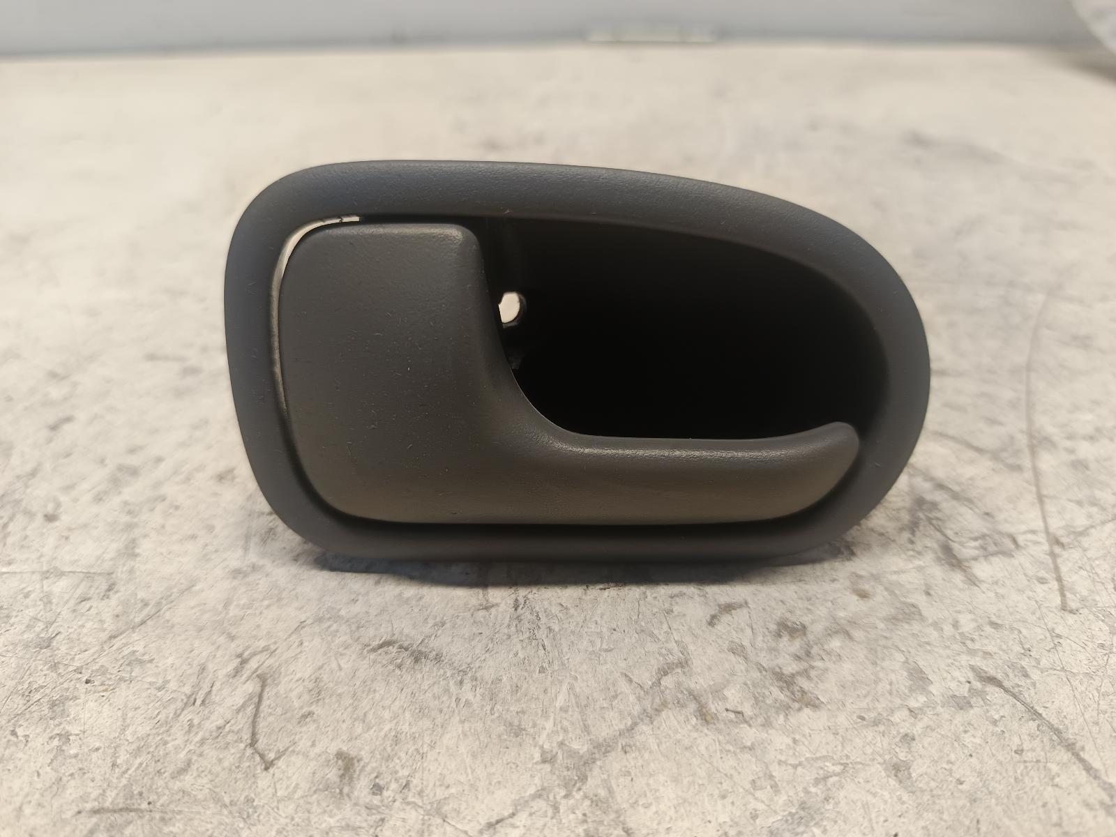 View Auto part Door Handle MAZDA 323 1998