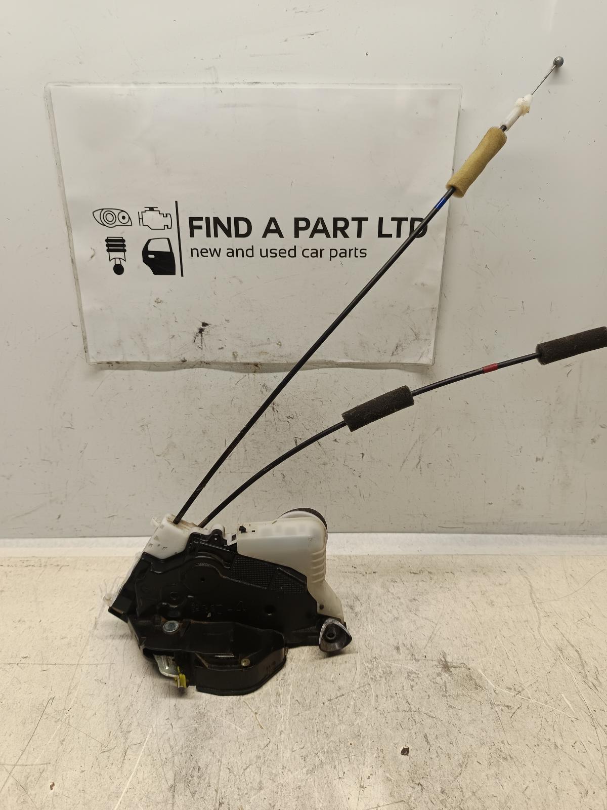 View Auto part Door/Boot/Gate Lock TOYOTA PRIUS 2009