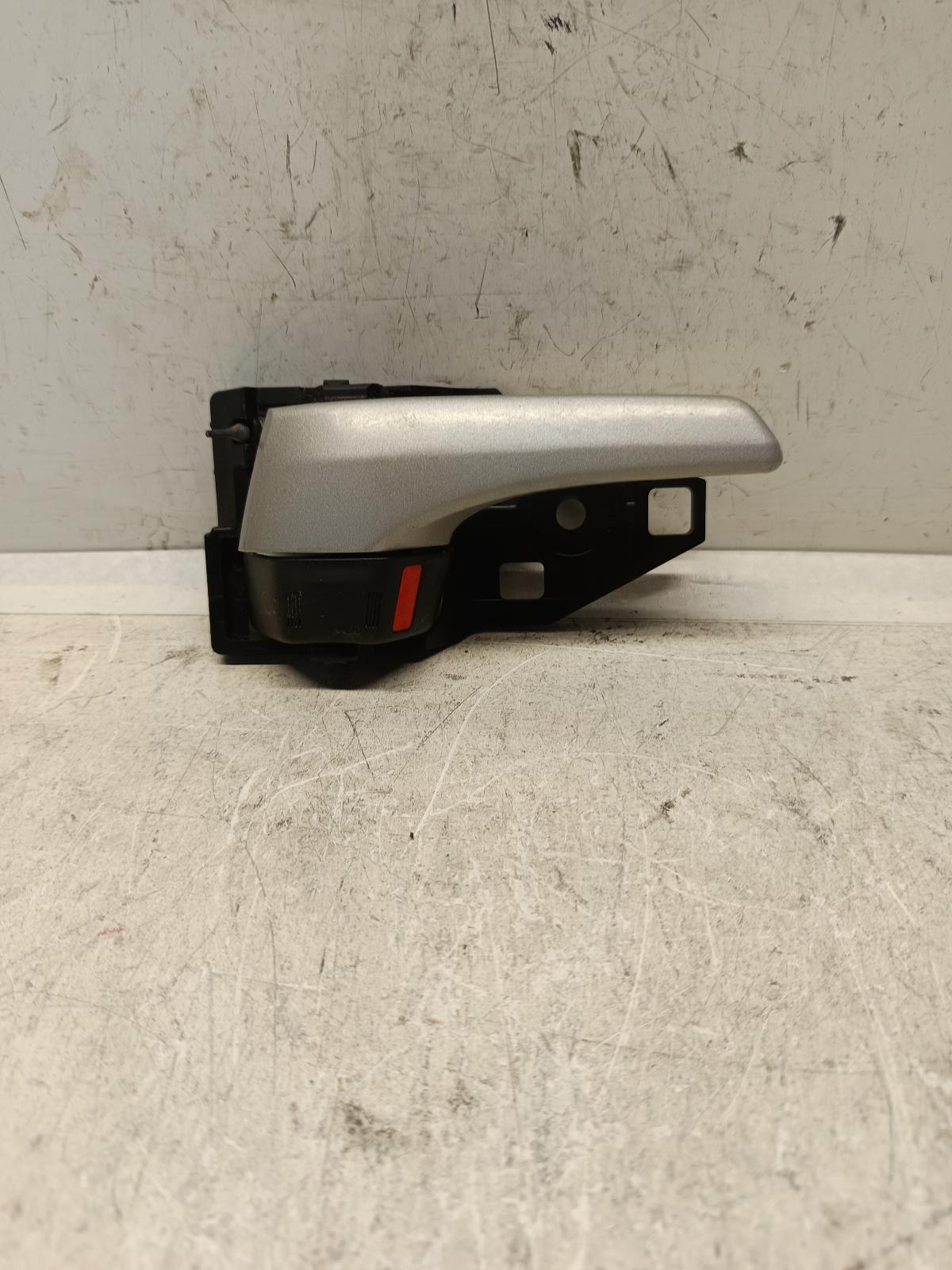View Auto part Door Handle TOYOTA PRIUS 2009