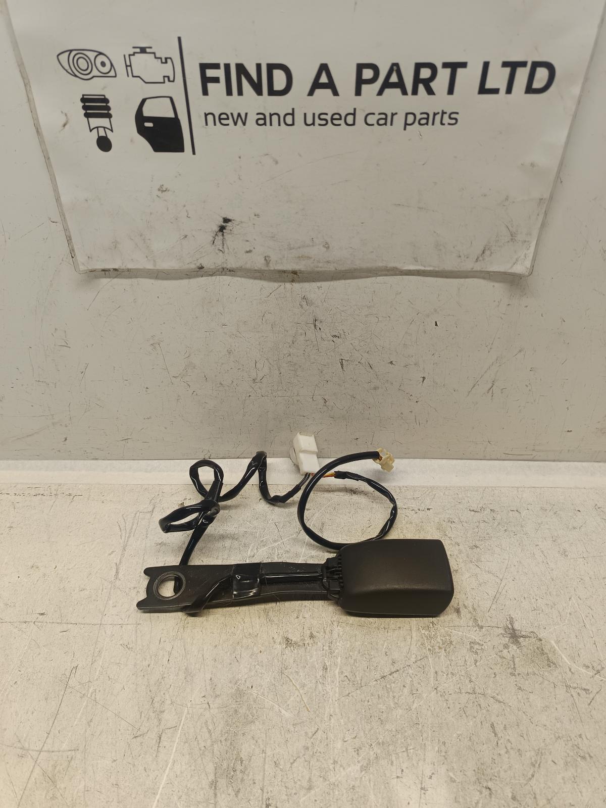 View Auto part Seatbelt/Stalk TOYOTA RAV4 2004