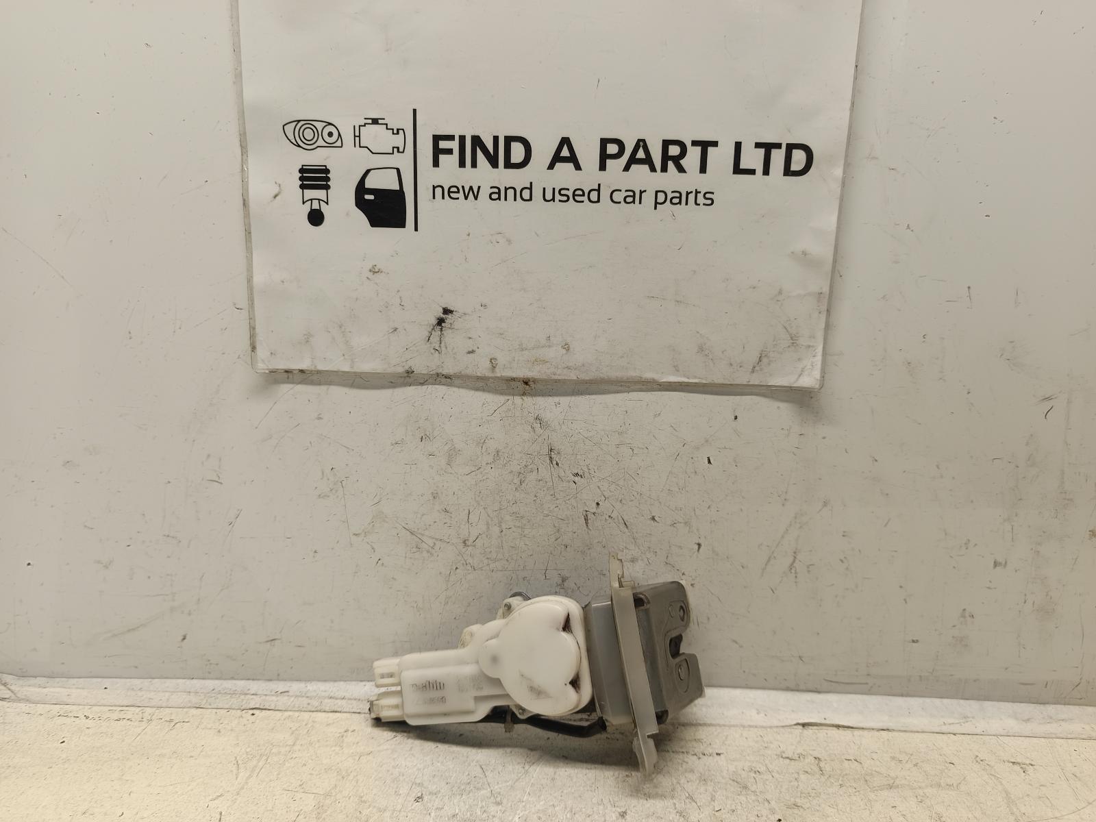 View Auto part Door/Boot/Gate Lock SUZUKI SWIFT 2005