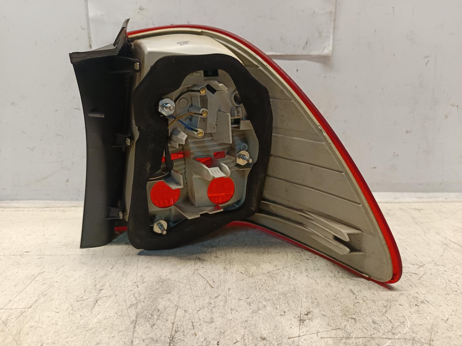 2010 BMW 3 SERIES Left Taillight Contact us for Photo