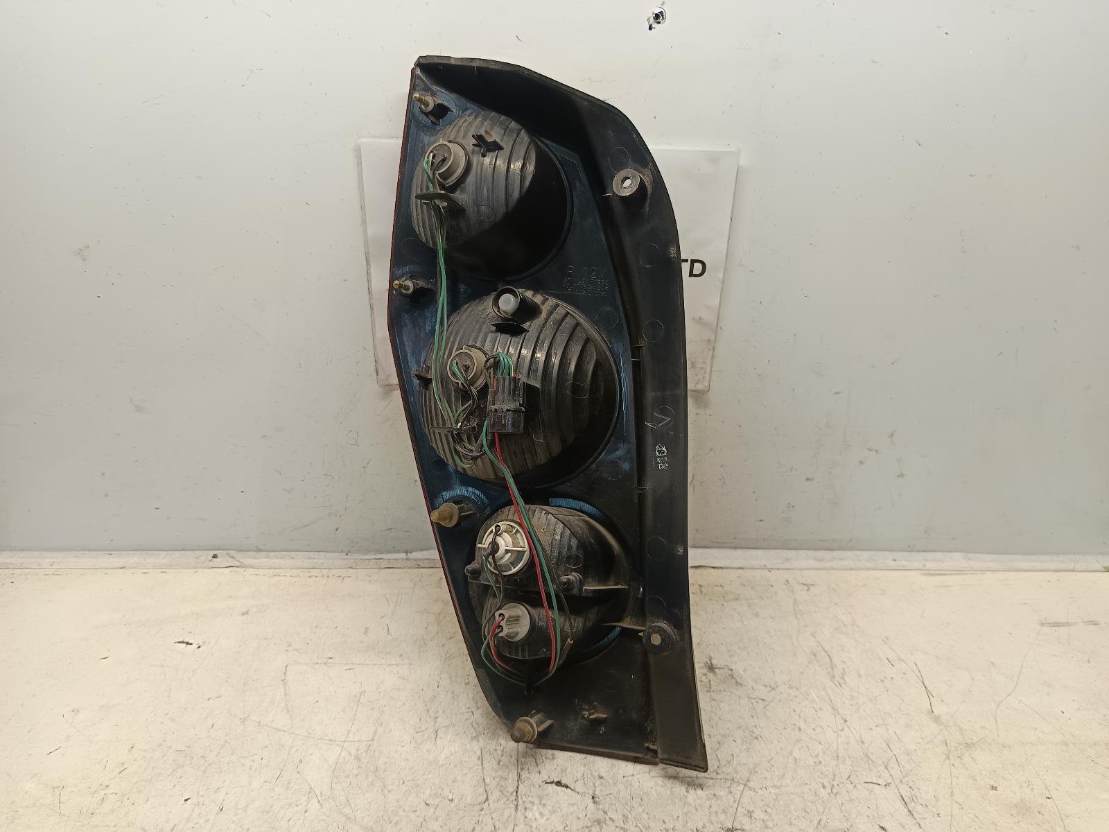 2005 MITSUBISHI MIRAGE Right Taillight Contact us for Photo