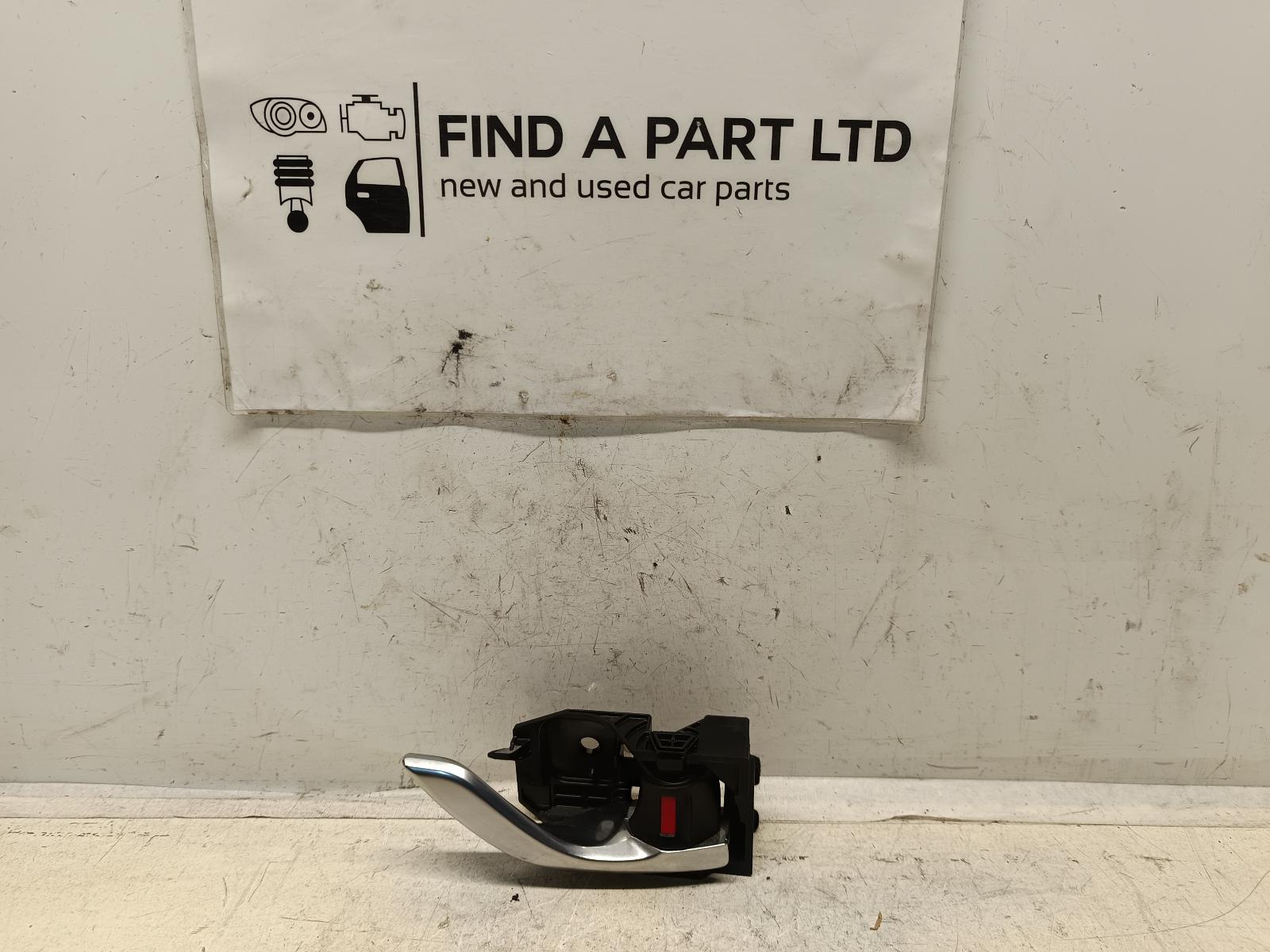 View Auto part Door Handle MAZDA 3 2018