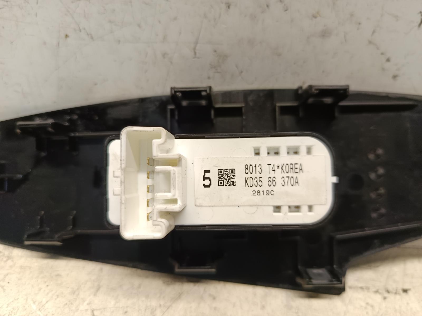 2018 MAZDA 3 Pwr Dr Wind Switch Contact us for Photo