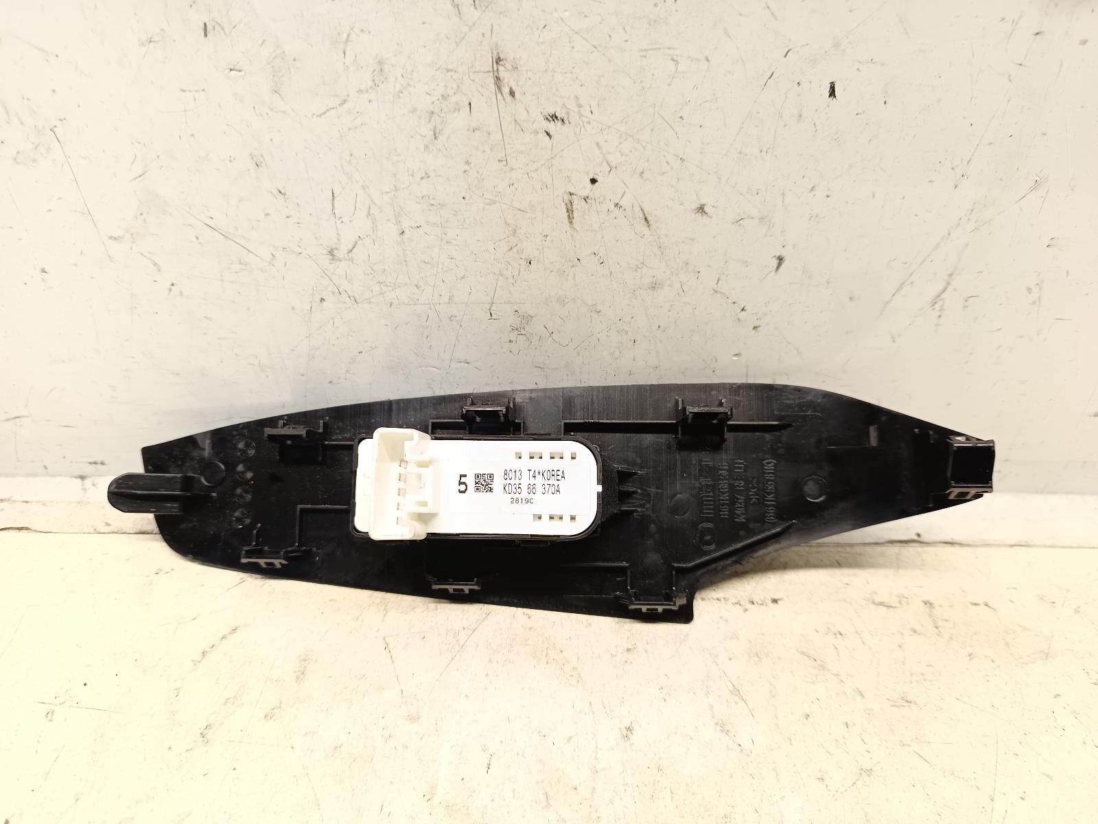 2018 MAZDA 3 Pwr Dr Wind Switch Contact us for Photo