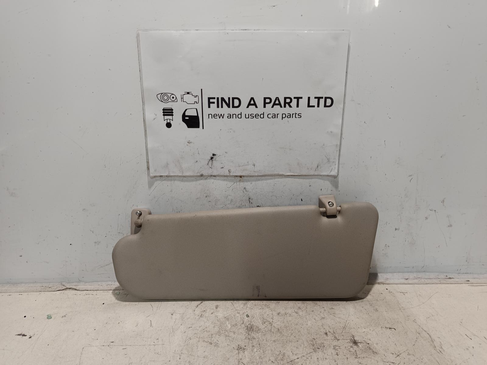1998 HOLDEN COMMODORE Sunvisor Contact us for Photo