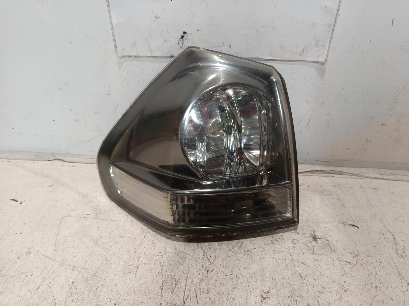 2008 TOYOTA HARRIER Left Taillight Contact us for Photo
