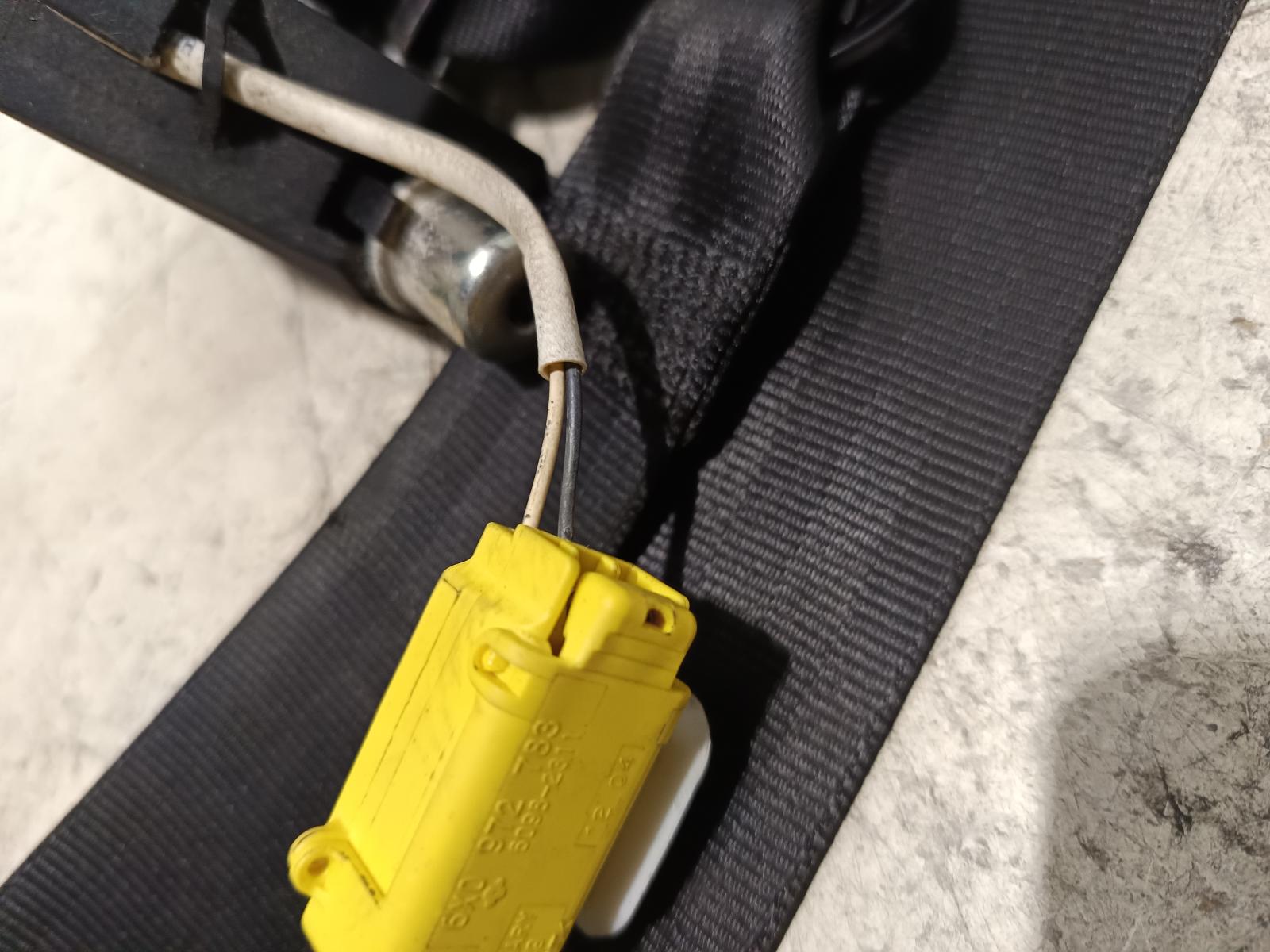 2005 VOLKSWAGEN TOURAN (NZ ONLY) Seatbelt/Stalk Contact us for Photo