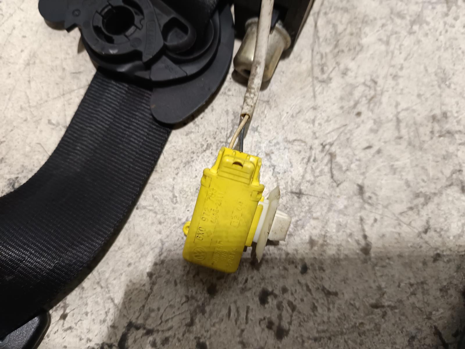 2005 VOLKSWAGEN TOURAN (NZ ONLY) Seatbelt/Stalk Contact us for Photo
