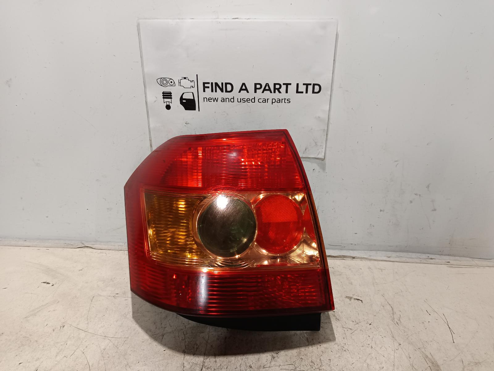 View Auto part Right Taillight TOYOTA COROLLA 2006