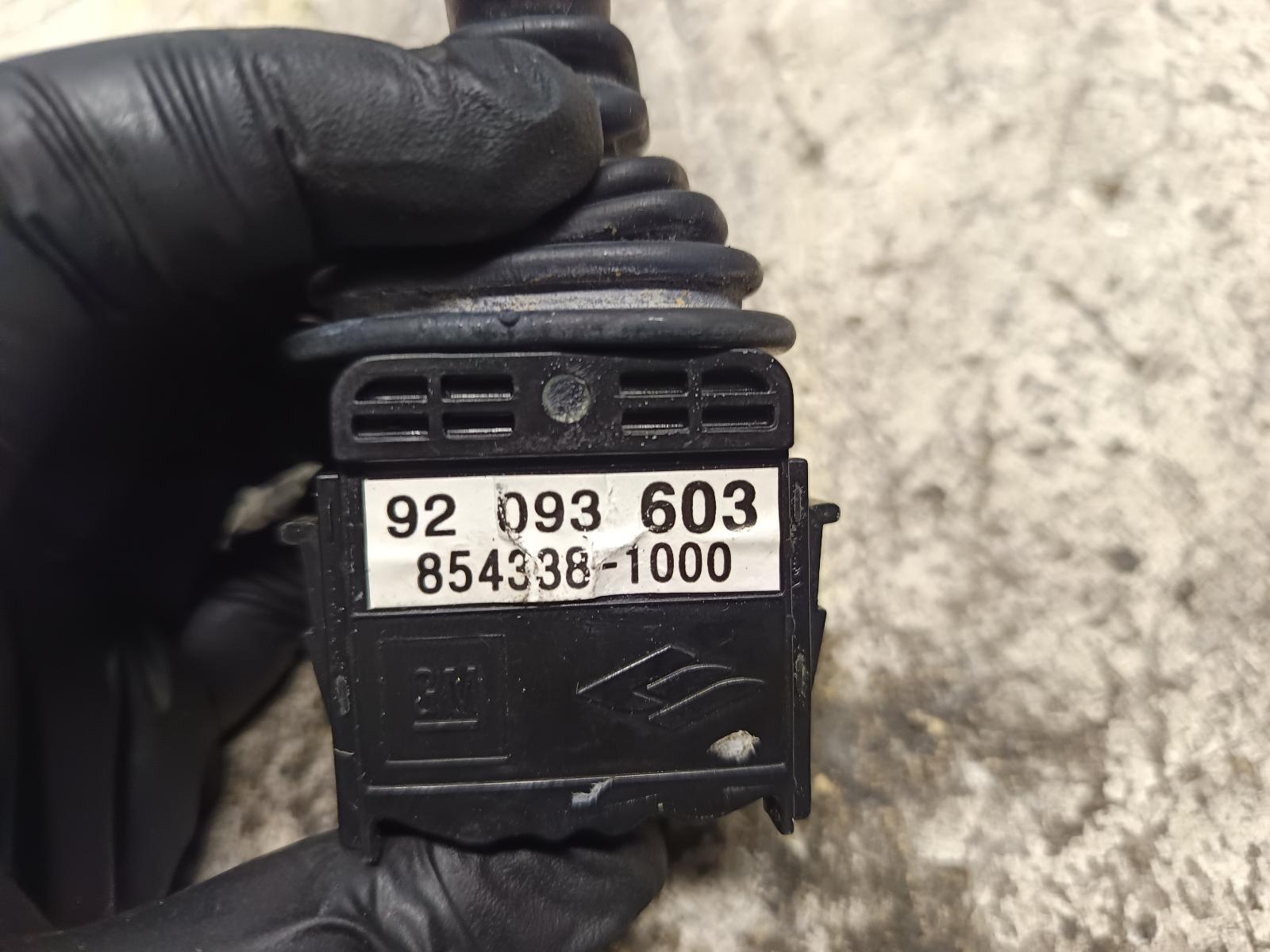 1999 HOLDEN COMMODORE Wiper Switch Contact us for Photo