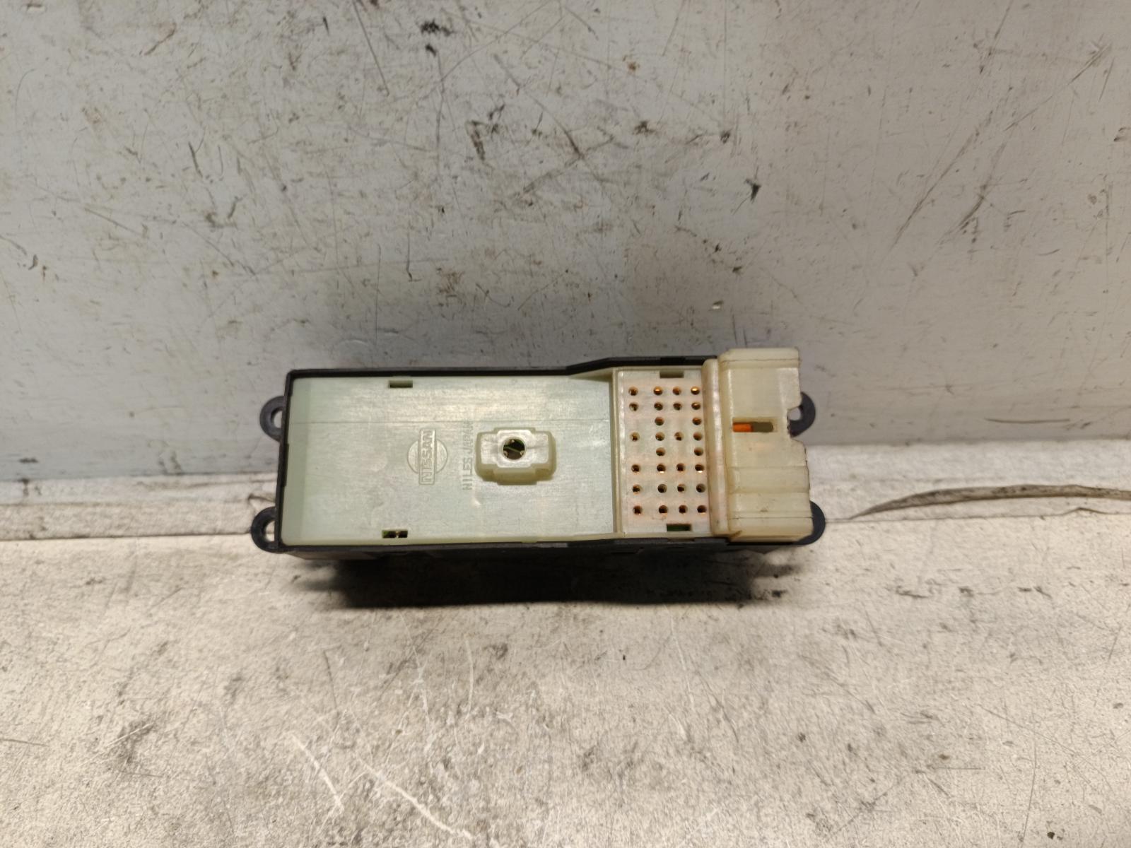 1999 NISSAN PULSAR Pwr Dr Wind Switch Contact us for Photo