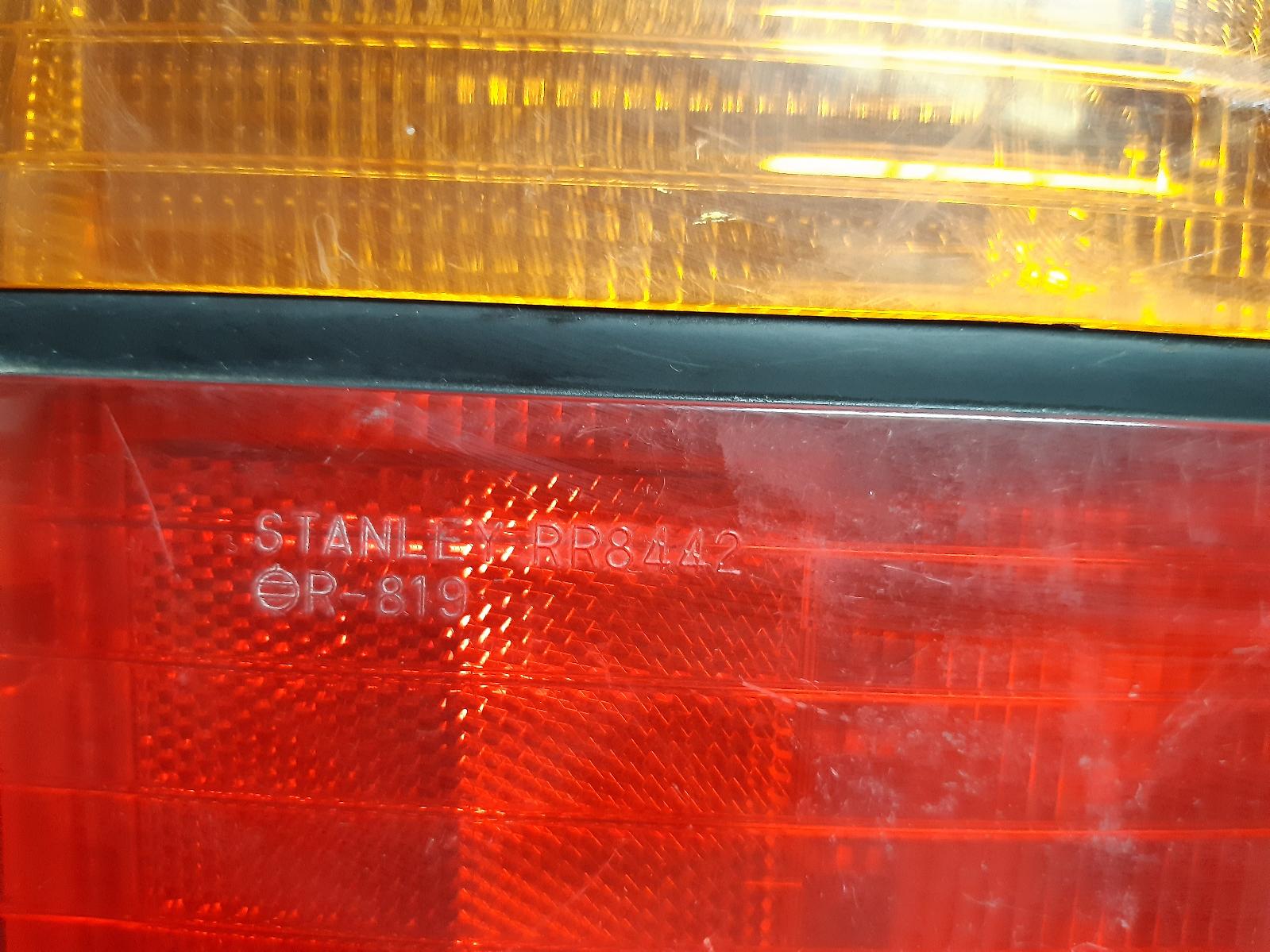 1991 HONDA ACCORD Right Taillight Contact us for Photo