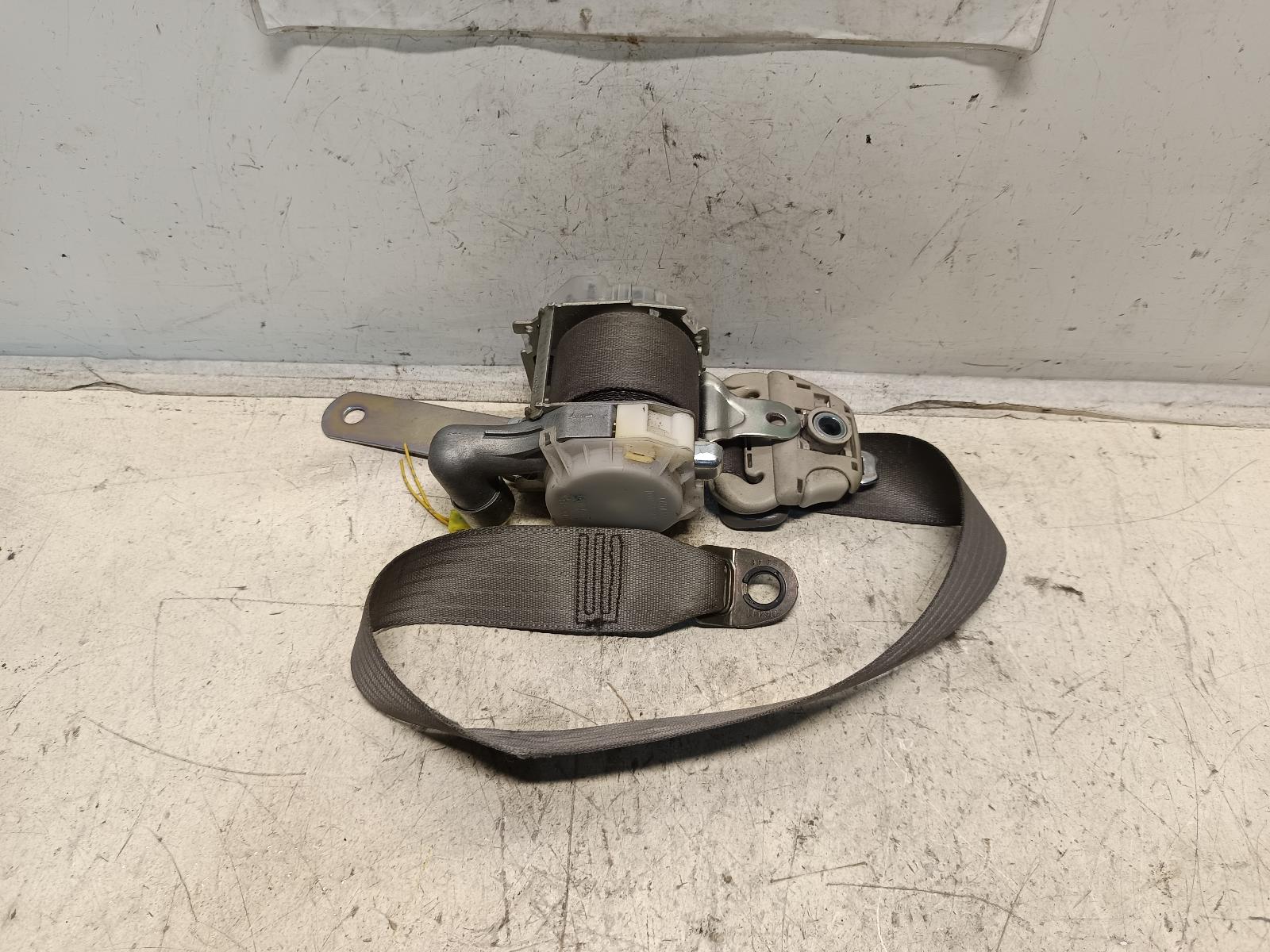 2005 NISSAN MICRA Seatbelt/Stalk Contact us for Photo