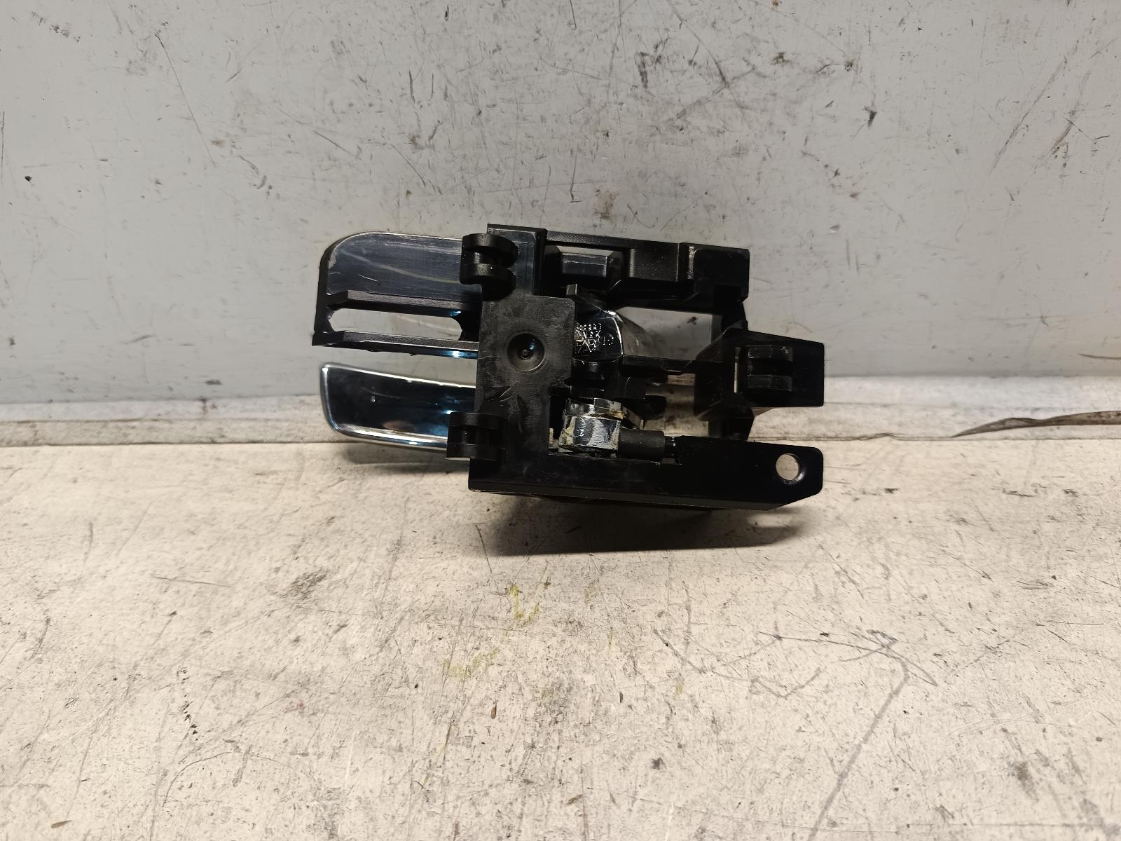2008 NISSAN DUALIS Door Handle Contact us for Photo