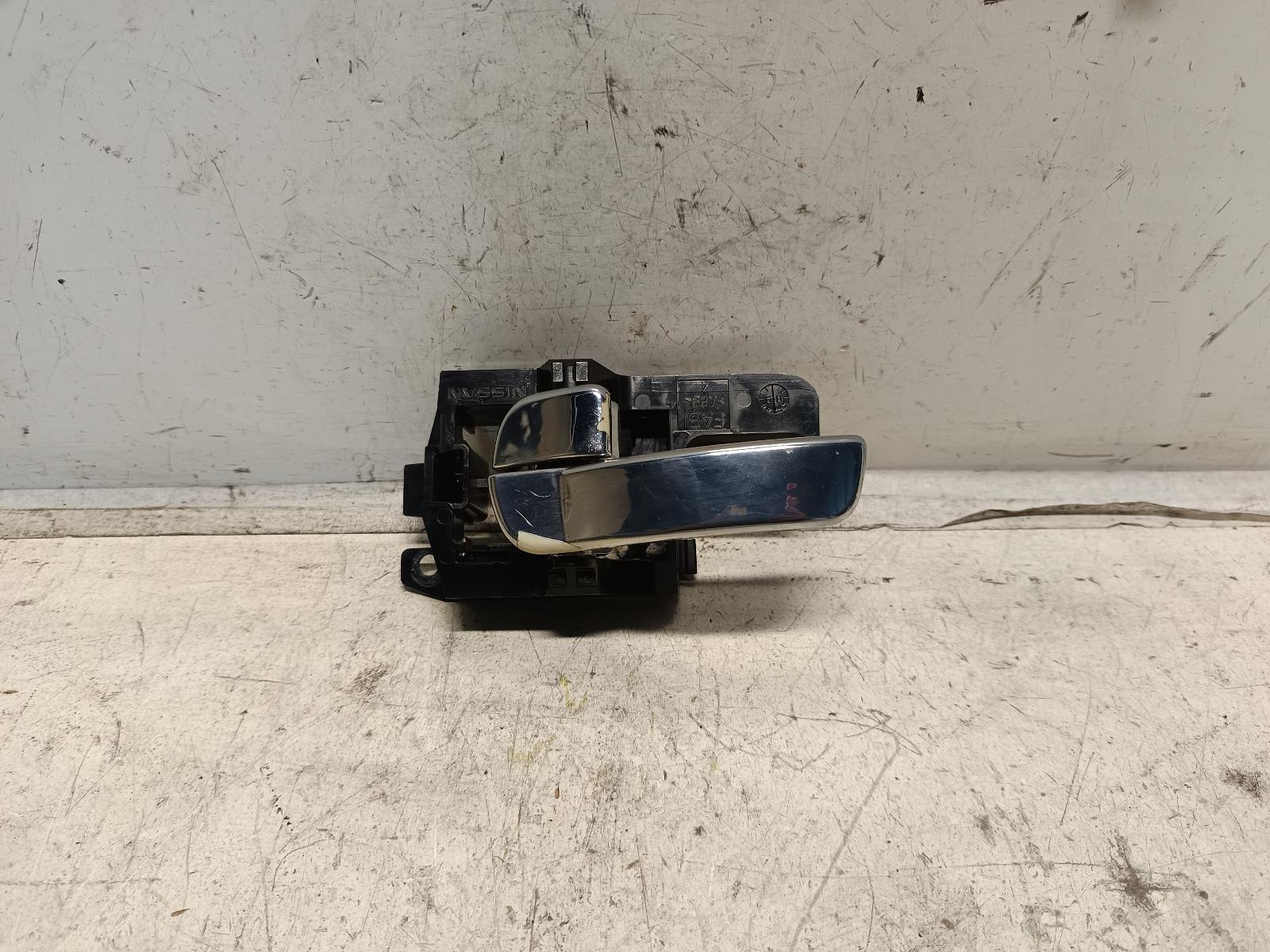 2008 NISSAN DUALIS Door Handle Contact us for Photo