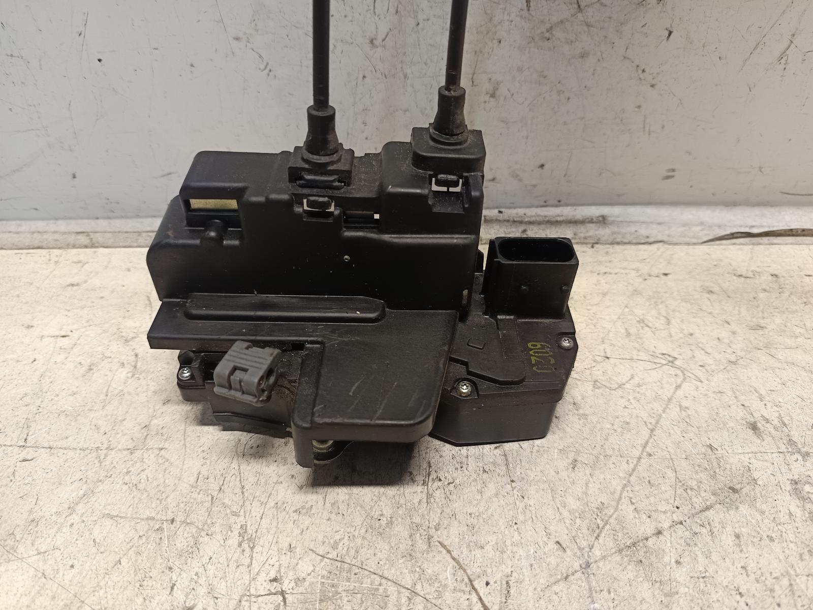 2008 HOLDEN CAPTIVA Door/Boot/Gate Lock Contact us for Photo