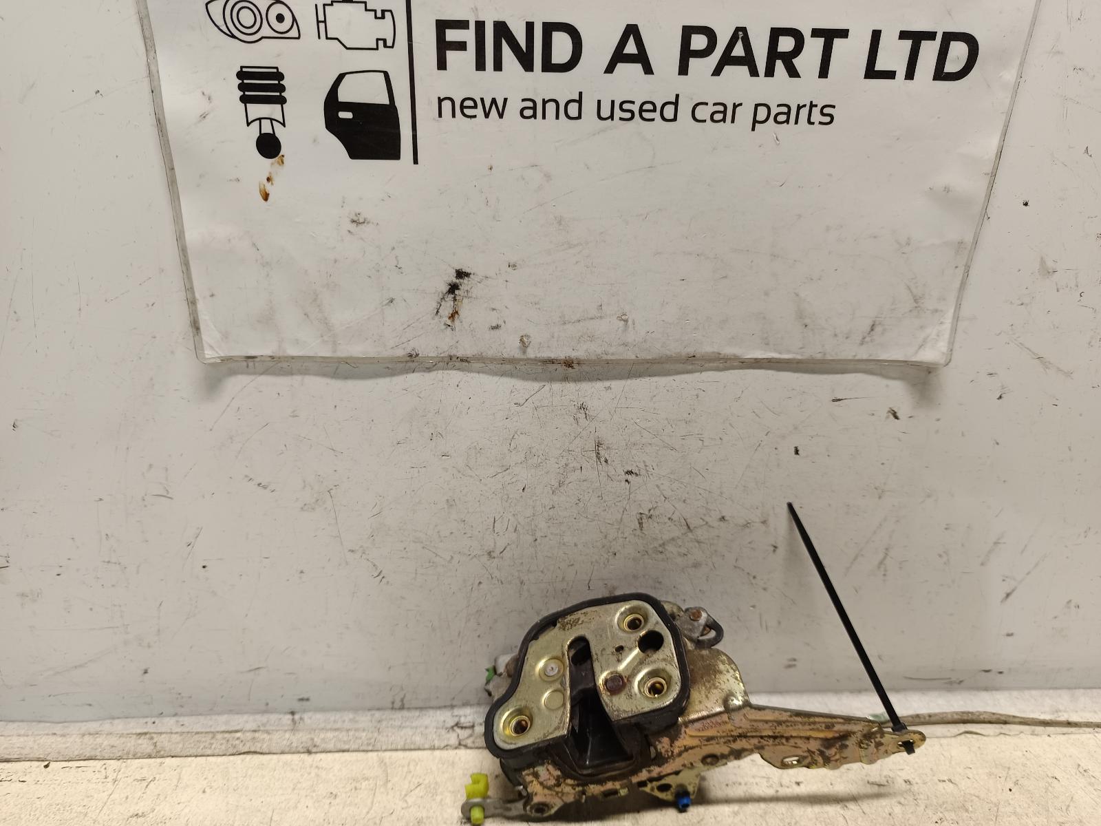 View Auto part Door/Boot/Gate Lock HOLDEN COMMODORE 2002