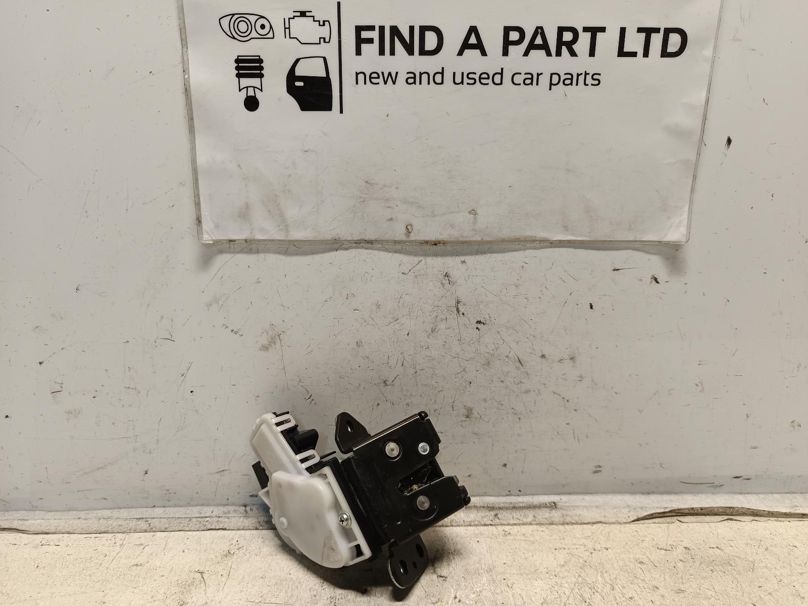 View Auto part Door/Boot/Gate Lock MAZDA 2 2011