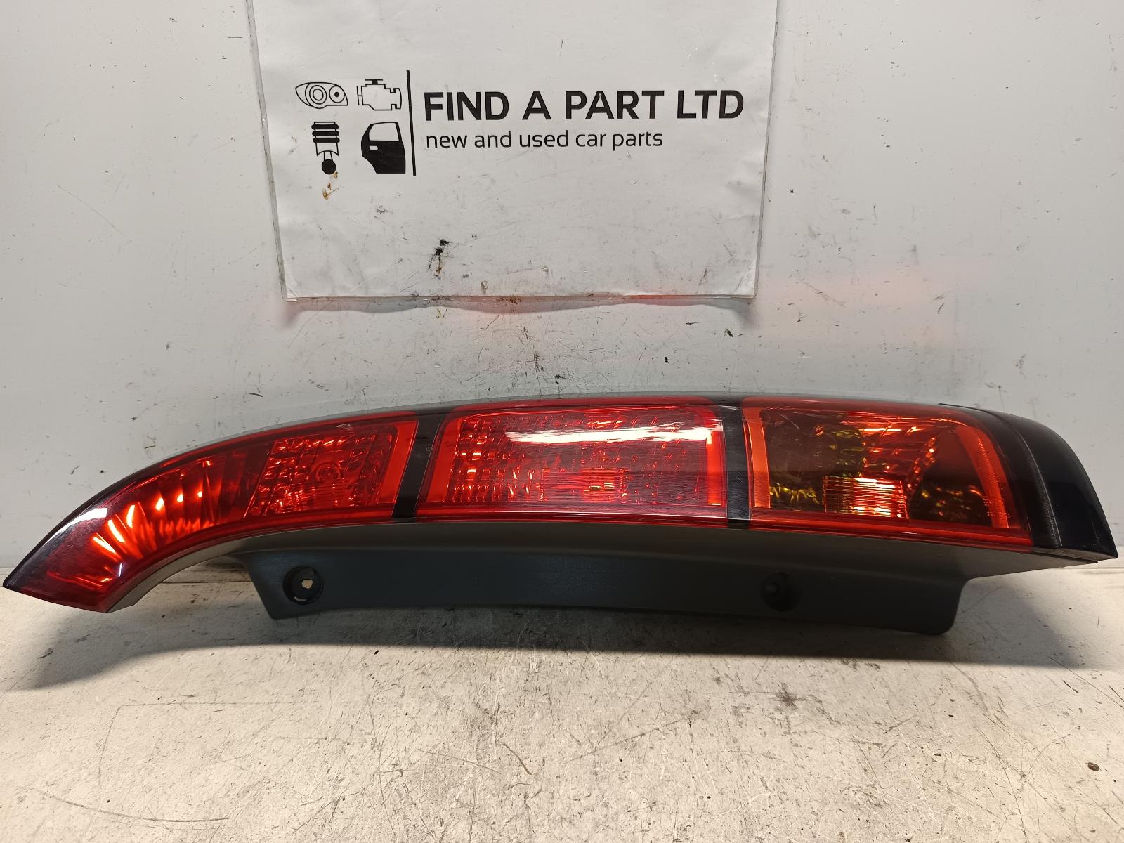 View Auto part Right Taillight HONDA STREAM 2004