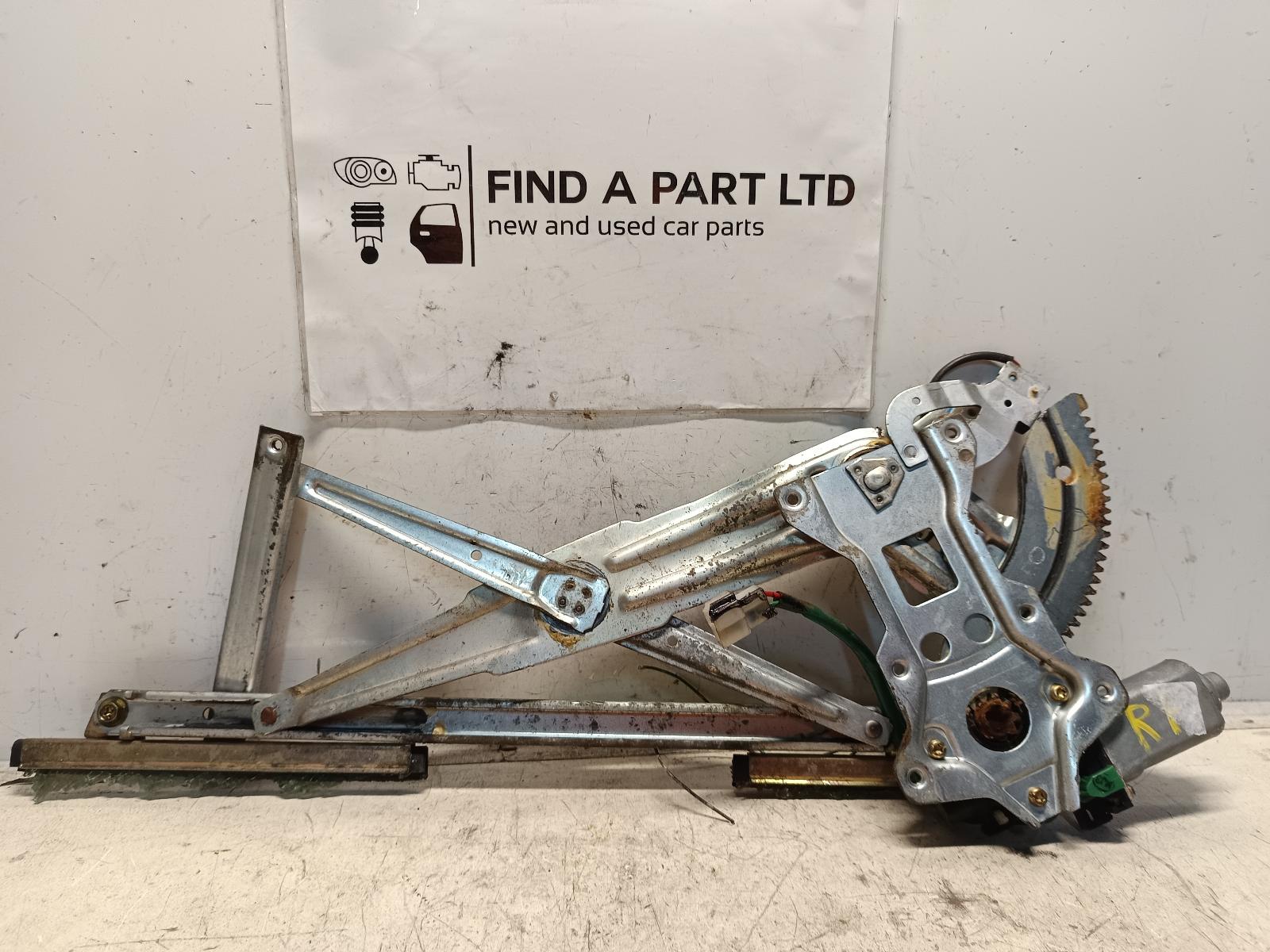 View Auto part Right Front Window Reg/Motor MITSUBISHI CHALLENGER 1998