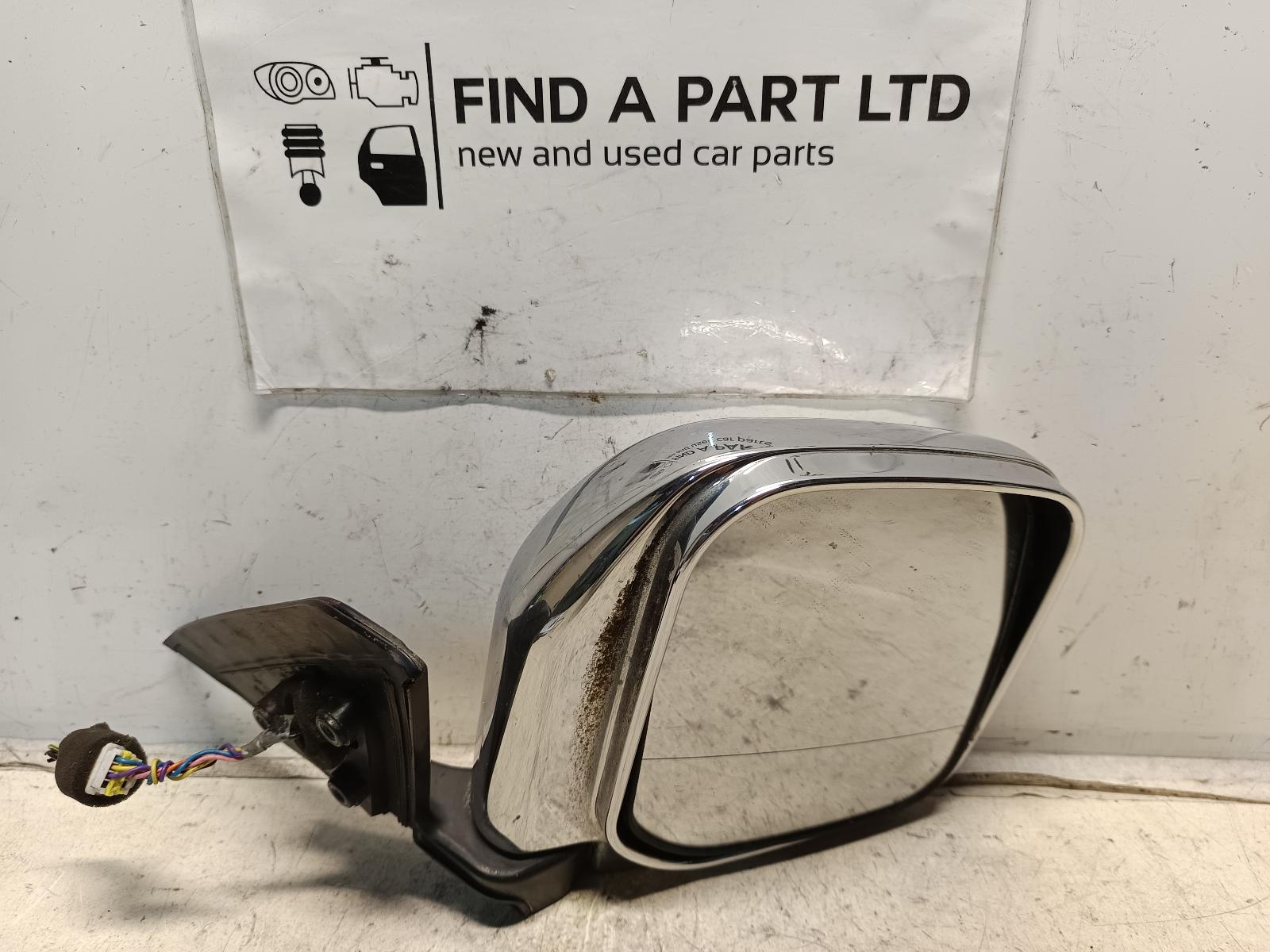 View Auto part Right Door Mirror MITSUBISHI CHALLENGER 2000