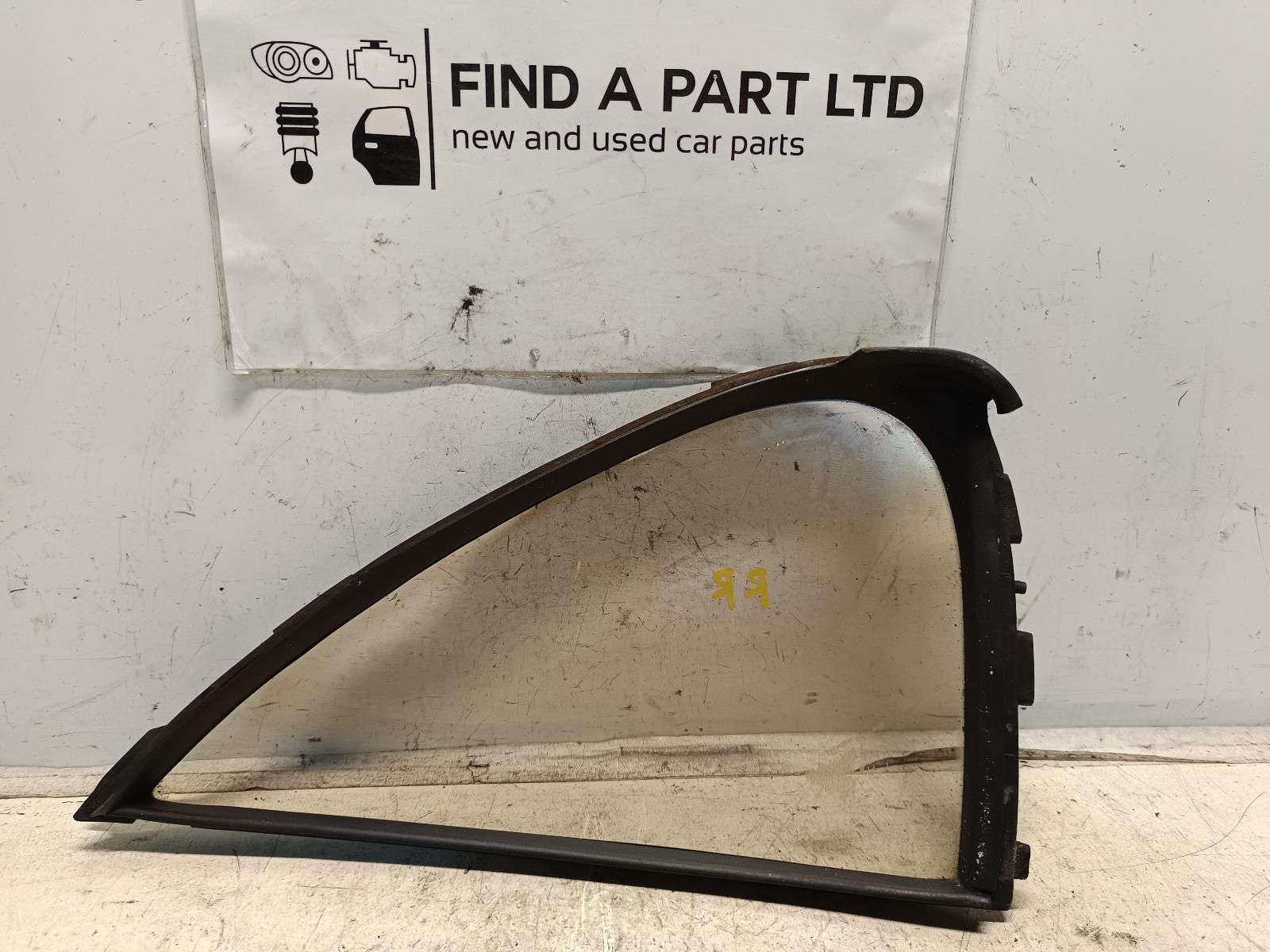 View Auto part Right Rear 1/4 Door Glass NISSAN BLUEBIRD 1993