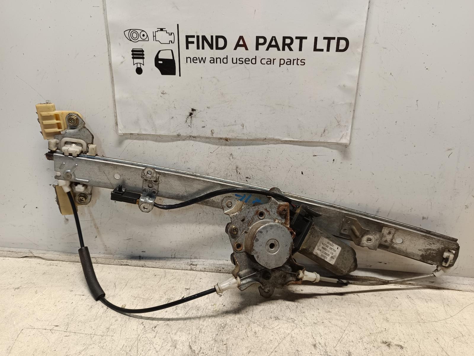 View Auto part Right Front Window Reg/Motor NISSAN BLUEBIRD 1993