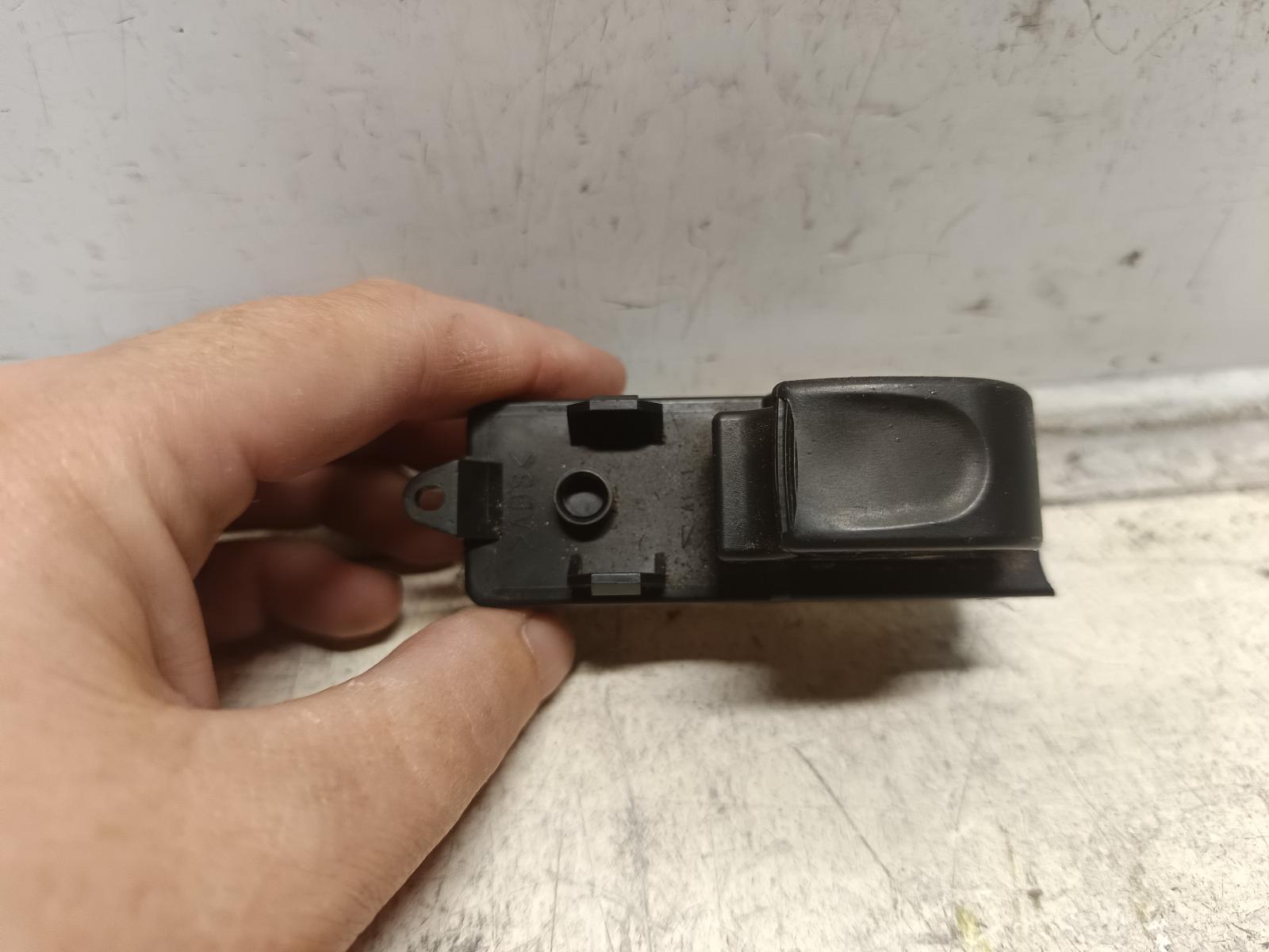 1997 ISUZU MU Pwr Dr Wind Switch Contact us for Photo